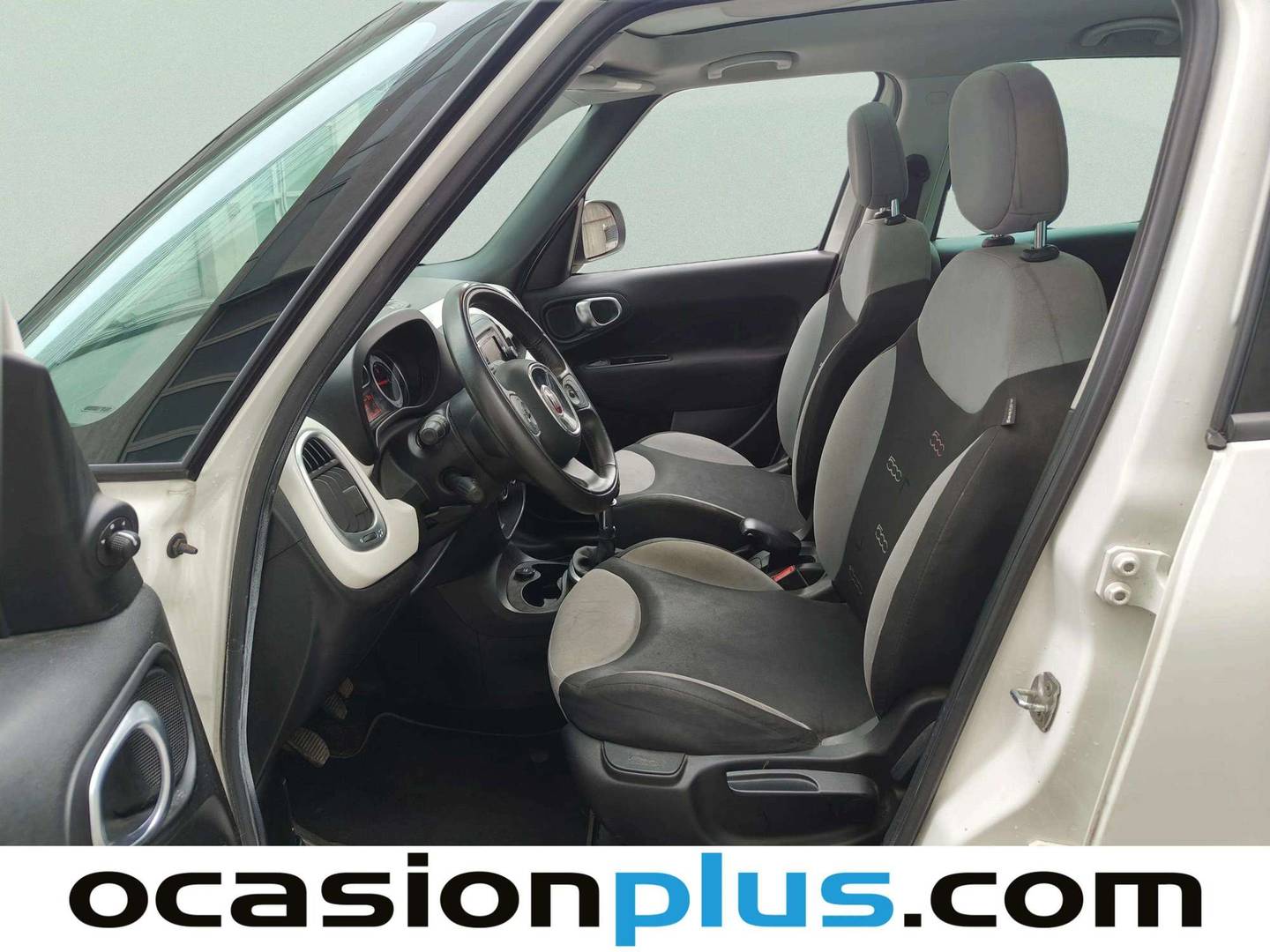 Foto asientos delanteros Fiat 500L Fiat 500L 1.4 16v (95 CV)