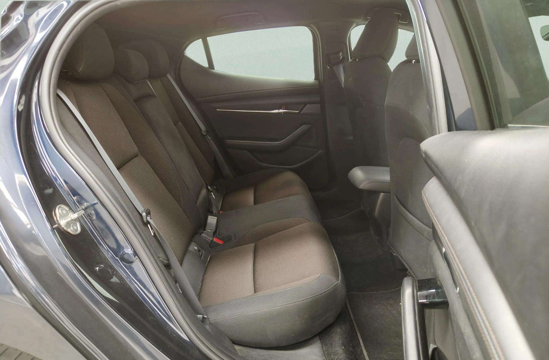 Mazda Mazda3 2.0 e-Skyactiv-G Evolution - foto 18