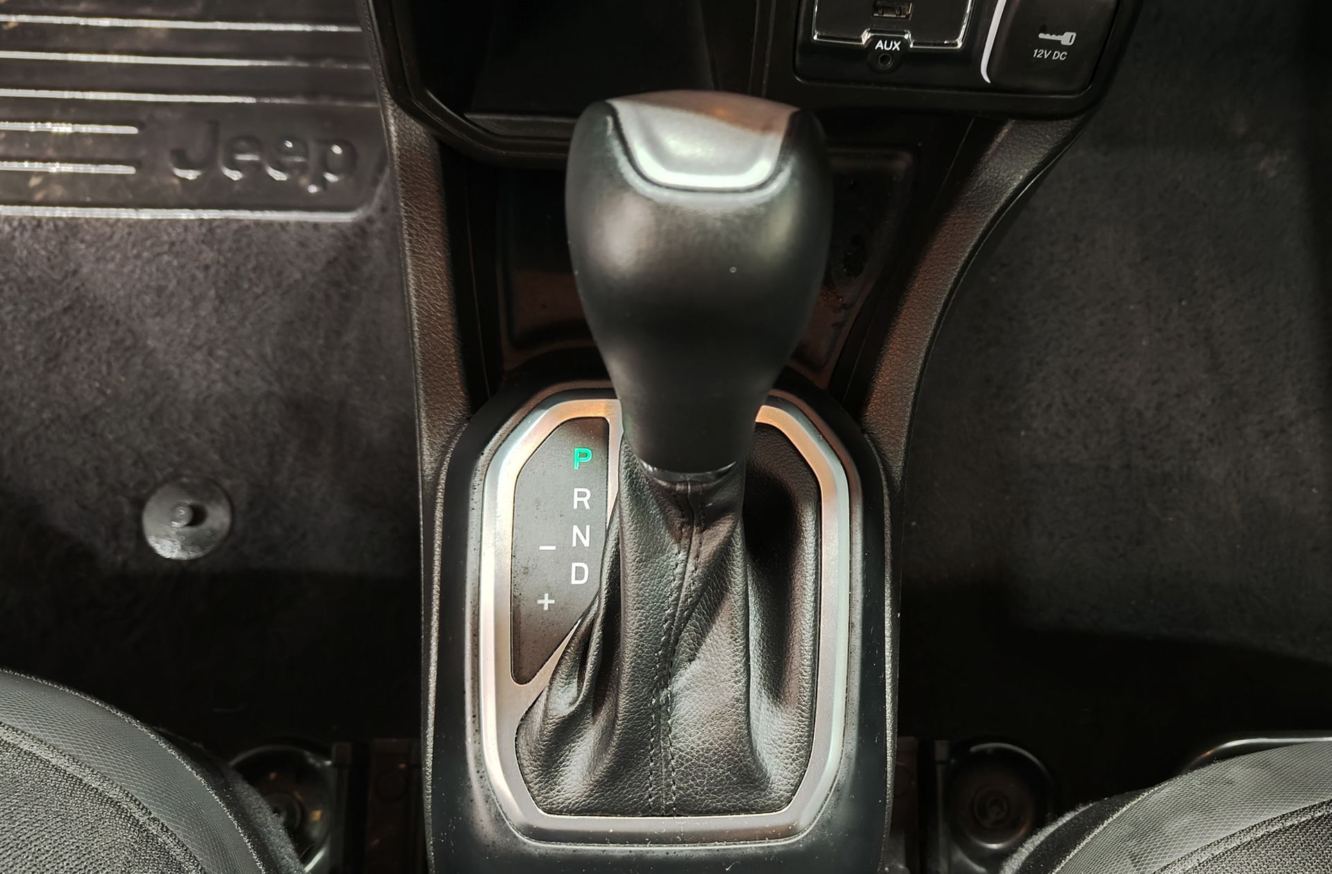 Jeep Renegade eHybrid 1.5 Limited ATX - foto 6