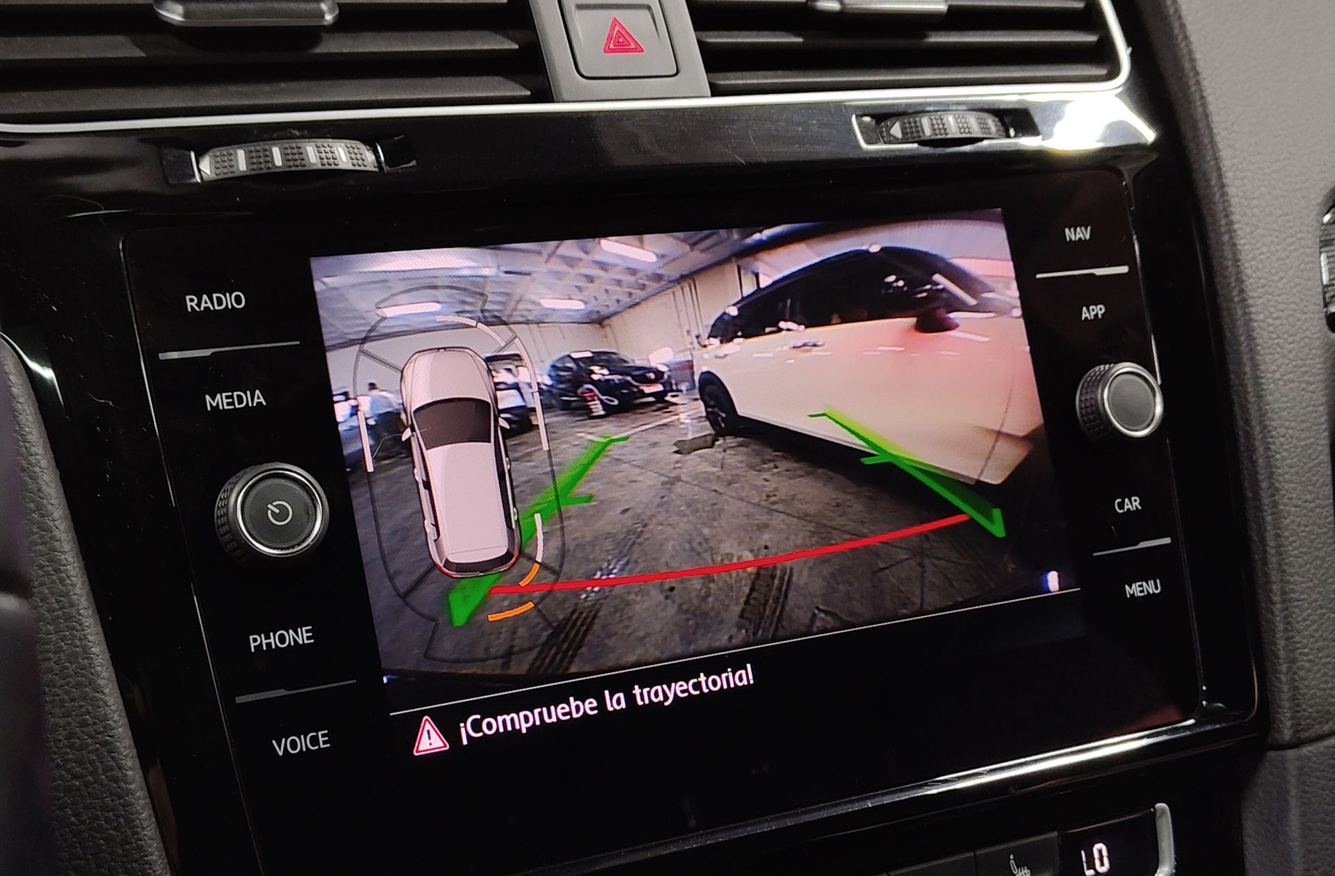 Volkswagen Golf R-Line 2.0 TDI DSG - foto 11