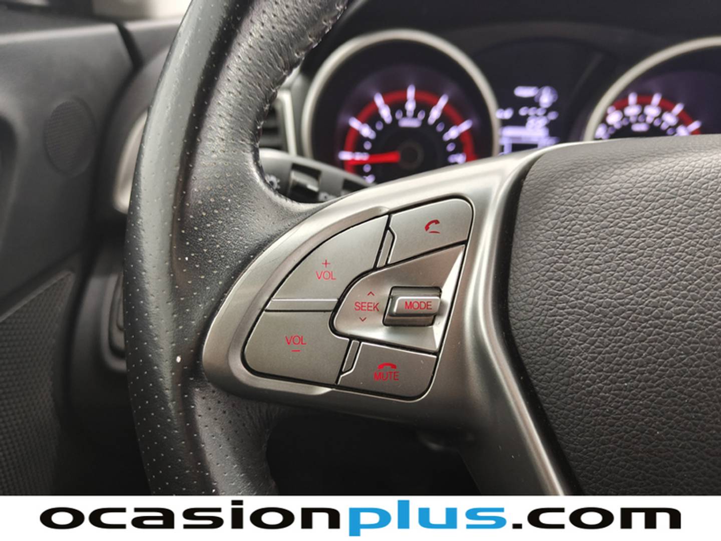 Foto SsangYong Tivoli Ssangyong Tivoli G16 Limited 4x2 (128 CV)