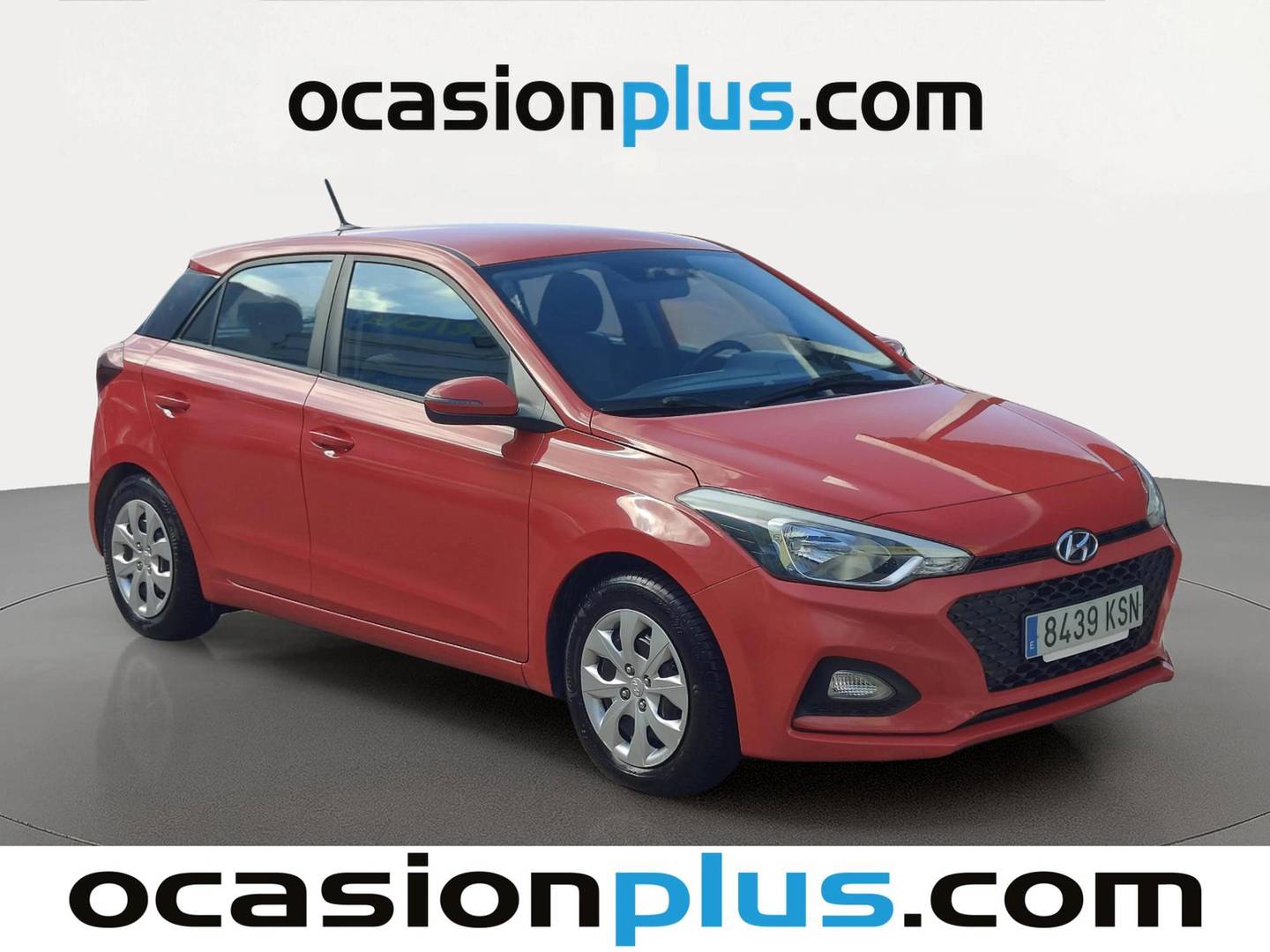 Foto delantera Hyundai i20 Hyundai i20 1.2 MPI Essence LE (75 CV) derecha