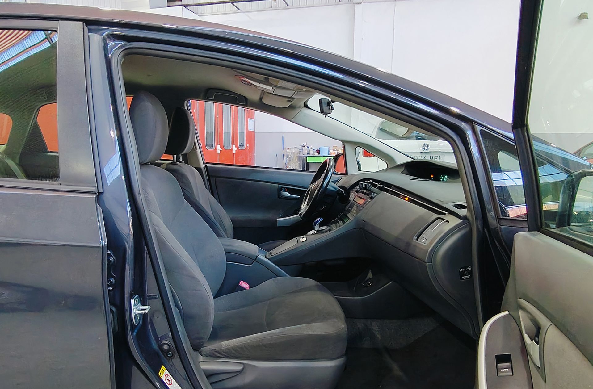 Toyota Prius 1.8 HSD Eco - foto 14