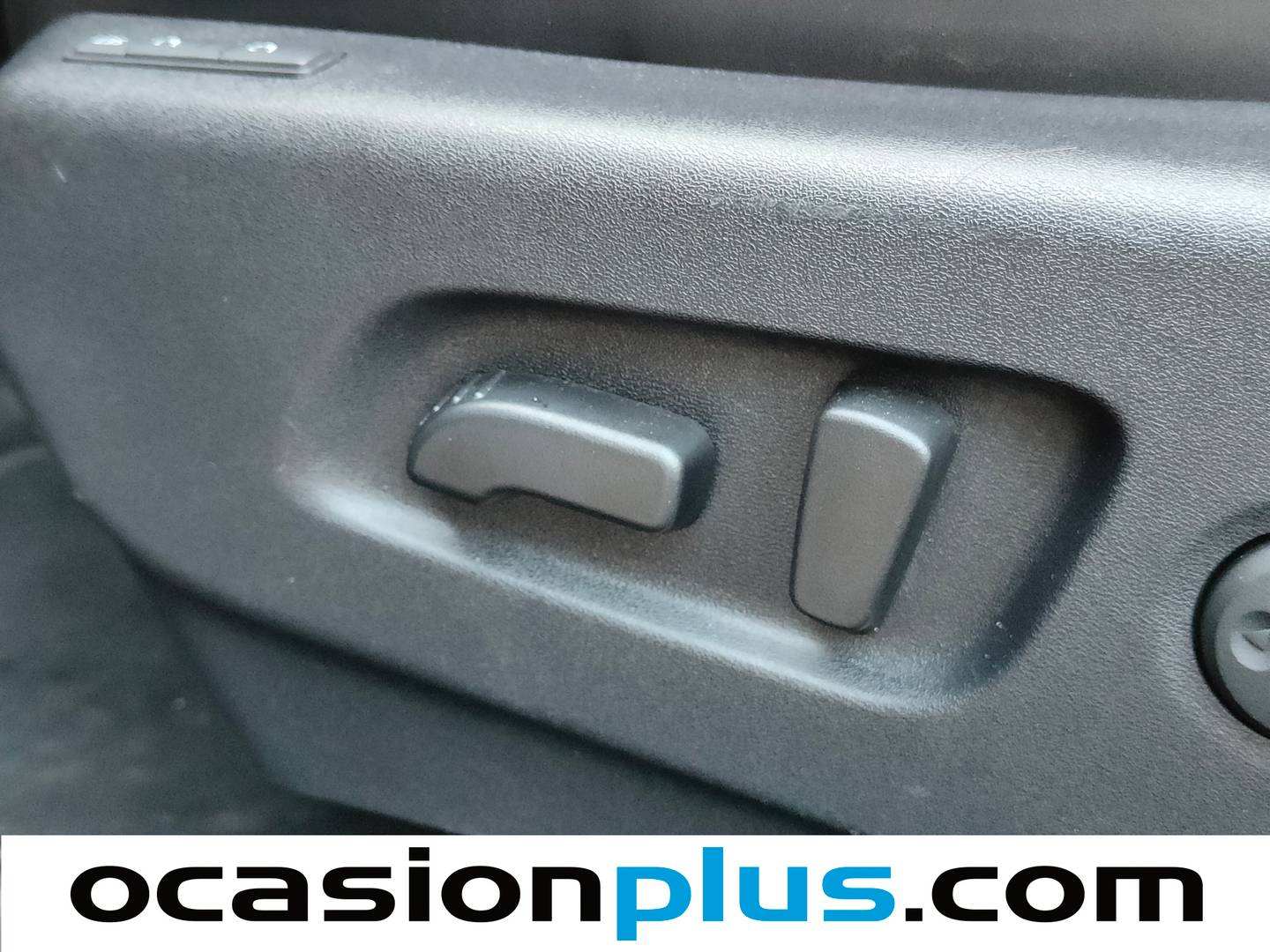 Acabados Nissan QASHQAI Nissan Qashqai dCi 130 Tekna 4x2 XTronic (130 CV)