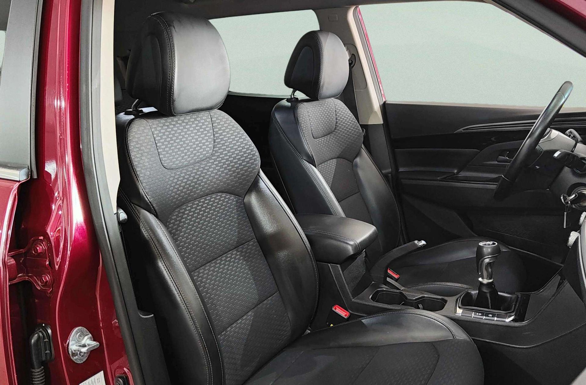 SsangYong Korando G15T LP Premium - foto 19