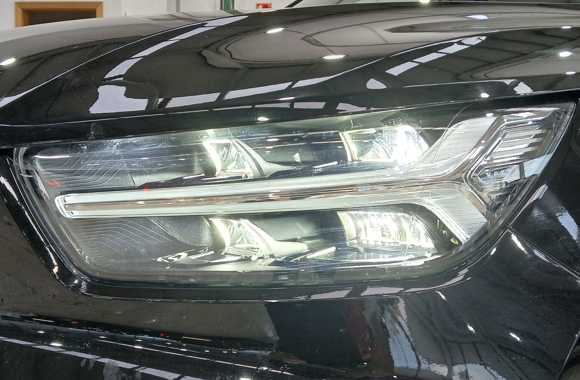 Volvo XC40 T2 Momentum Core - foto 14