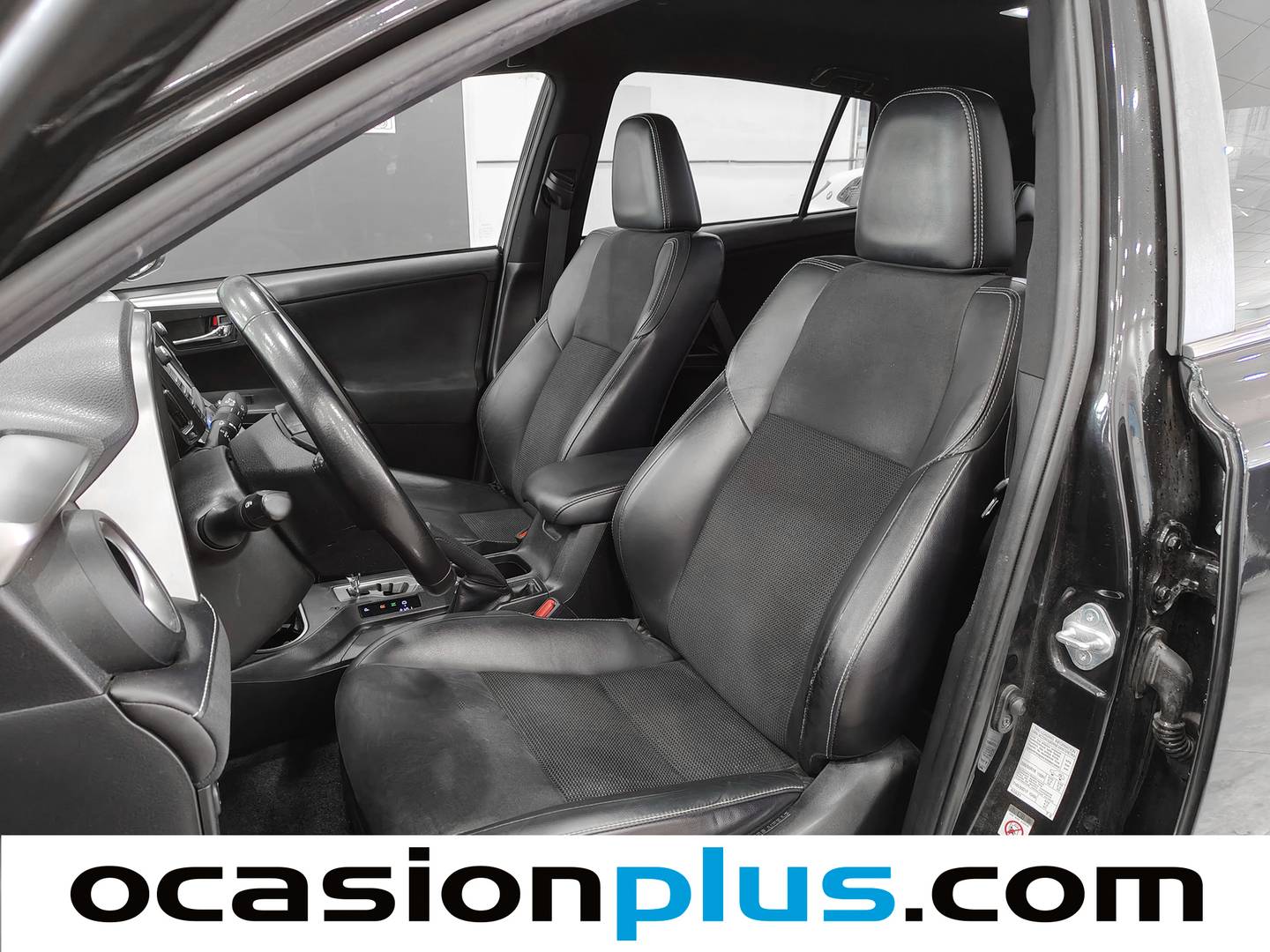 Foto asientos delanteros Toyota Rav4 Toyota Rav4 2.5l hybrid Feel! 2WD (197 CV)