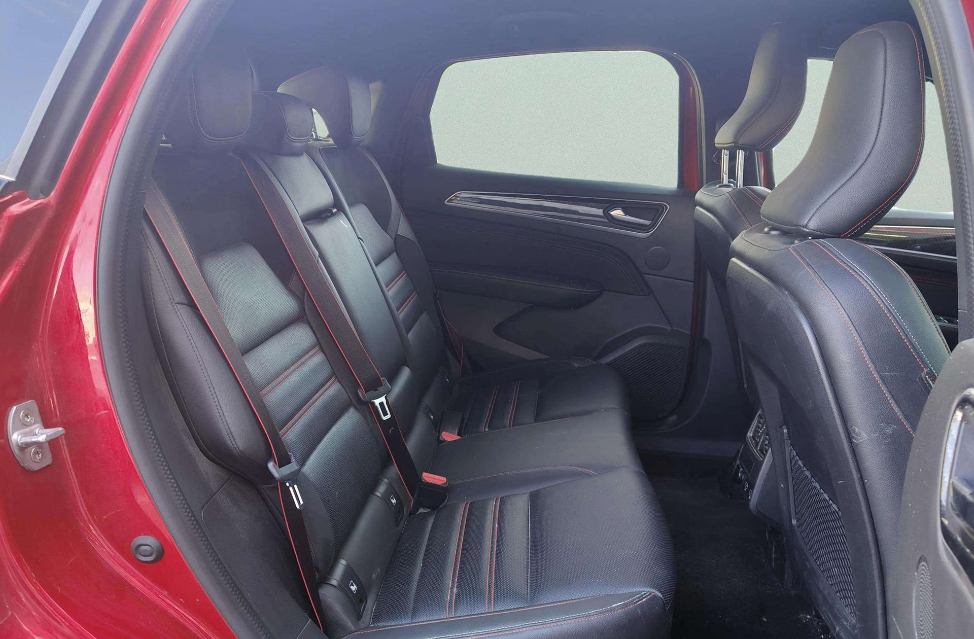 Renault Arkana RS Line TCe EDC Microhíbrido - foto 21