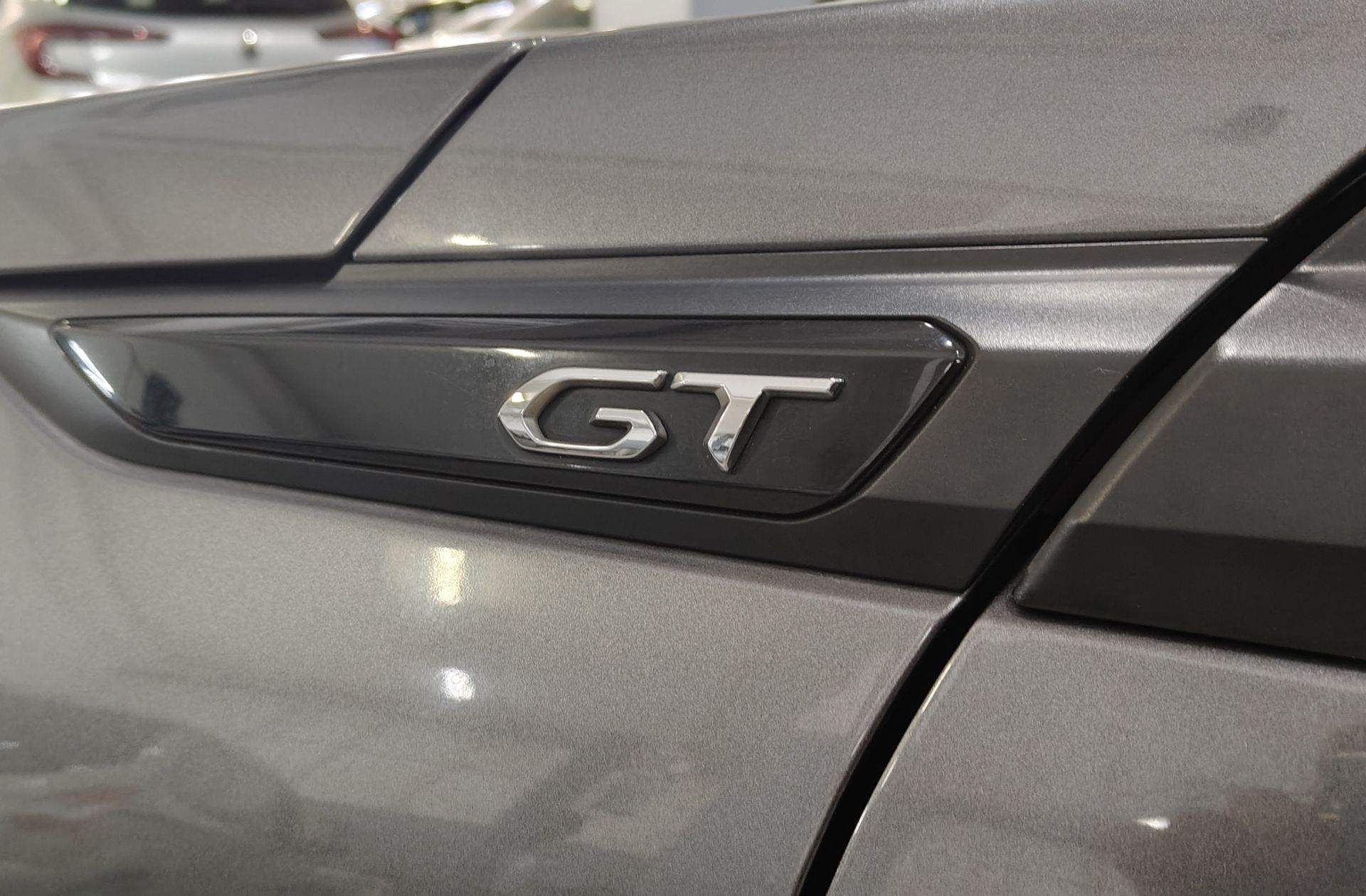 Peugeot 2008 PureTech 130 GT - foto 5