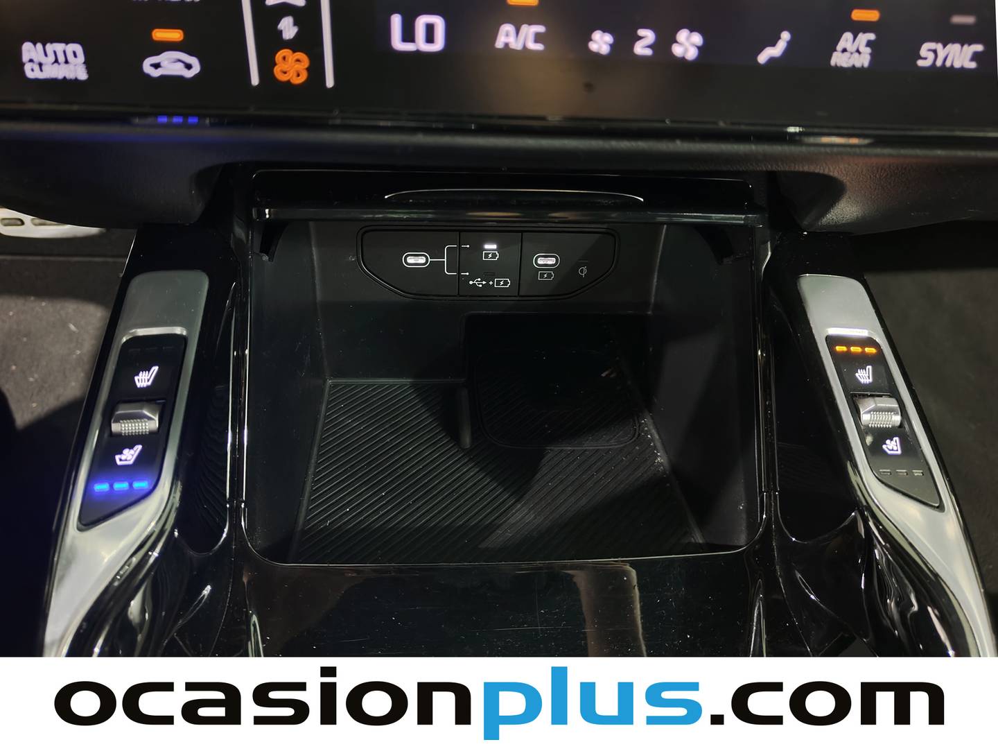 Extras y acabados del KIA Sorento KIA Sorento 2.2 CRDi Emotion Pack Prem DCT 4x2 7Plazas