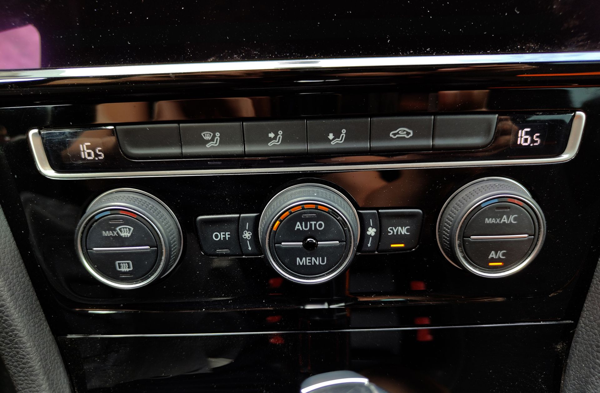 Volkswagen Golf GTI 2.0 TSI DSG - foto 29
