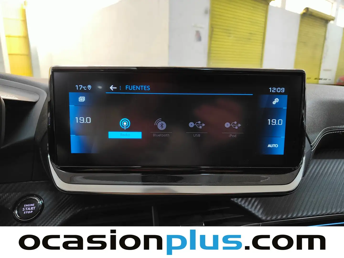 Foto Peugeot 2008 Peugeot 2008 PureTech 130 GT (130 CV)