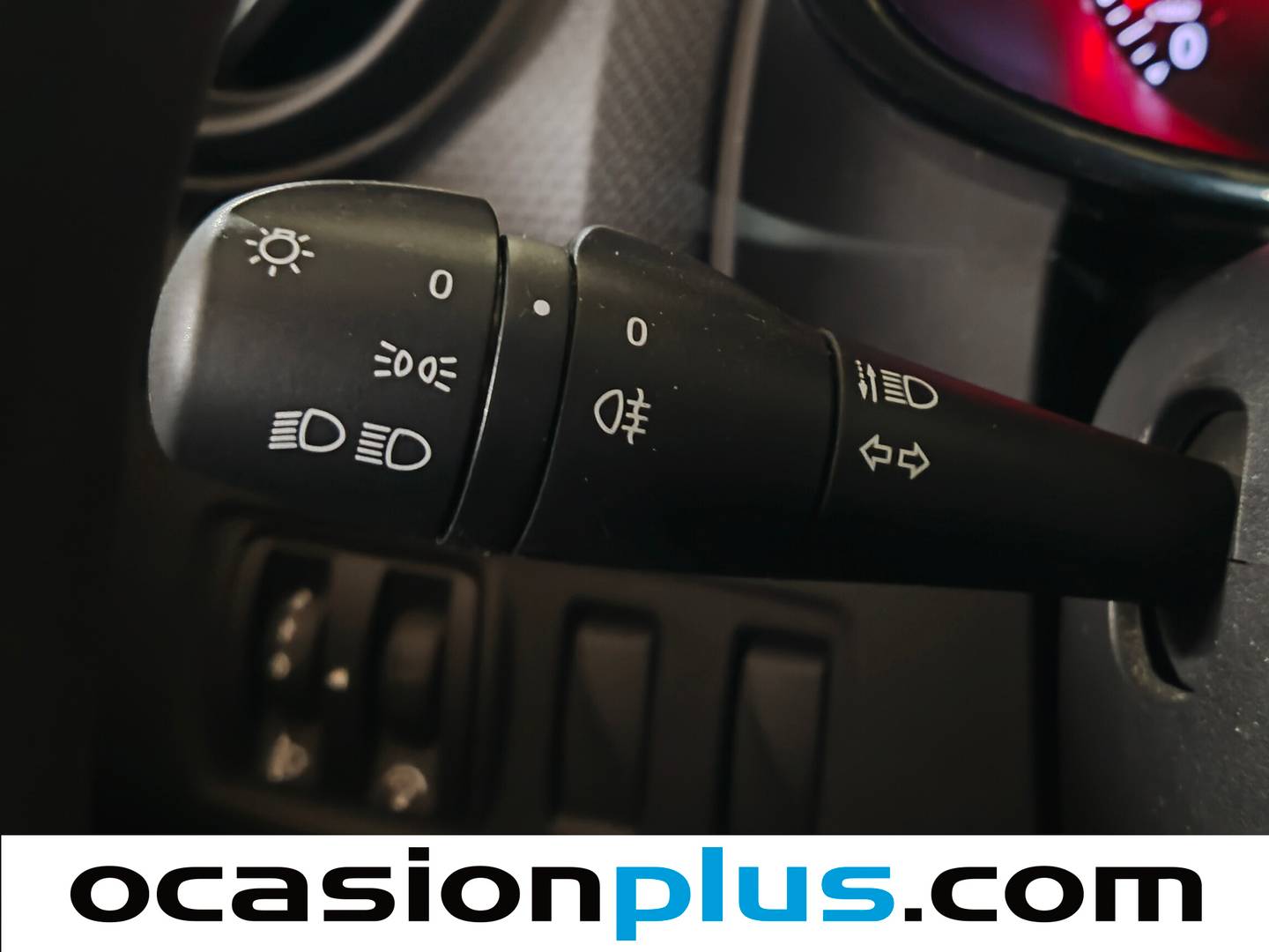 Extras y acabados del Renault Clio Renault Clio Life 1.2 (75 CV)