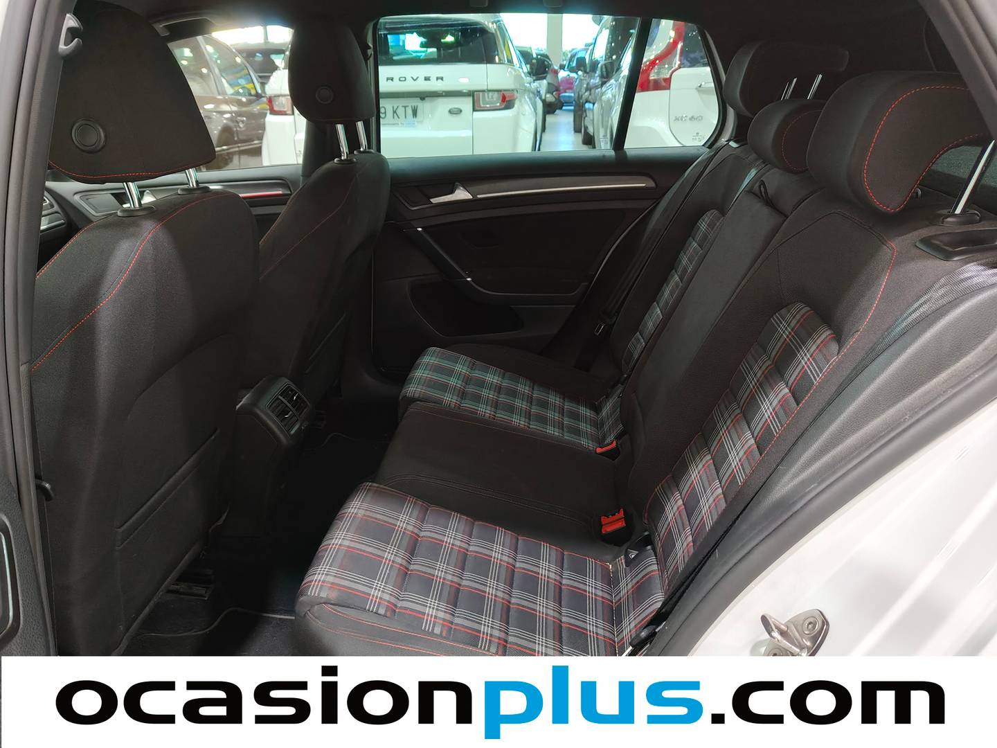 Foto asientos traseros Volkswagen Golf Volkswagen Golf GTI 2.0 TSI (230 CV) DSG