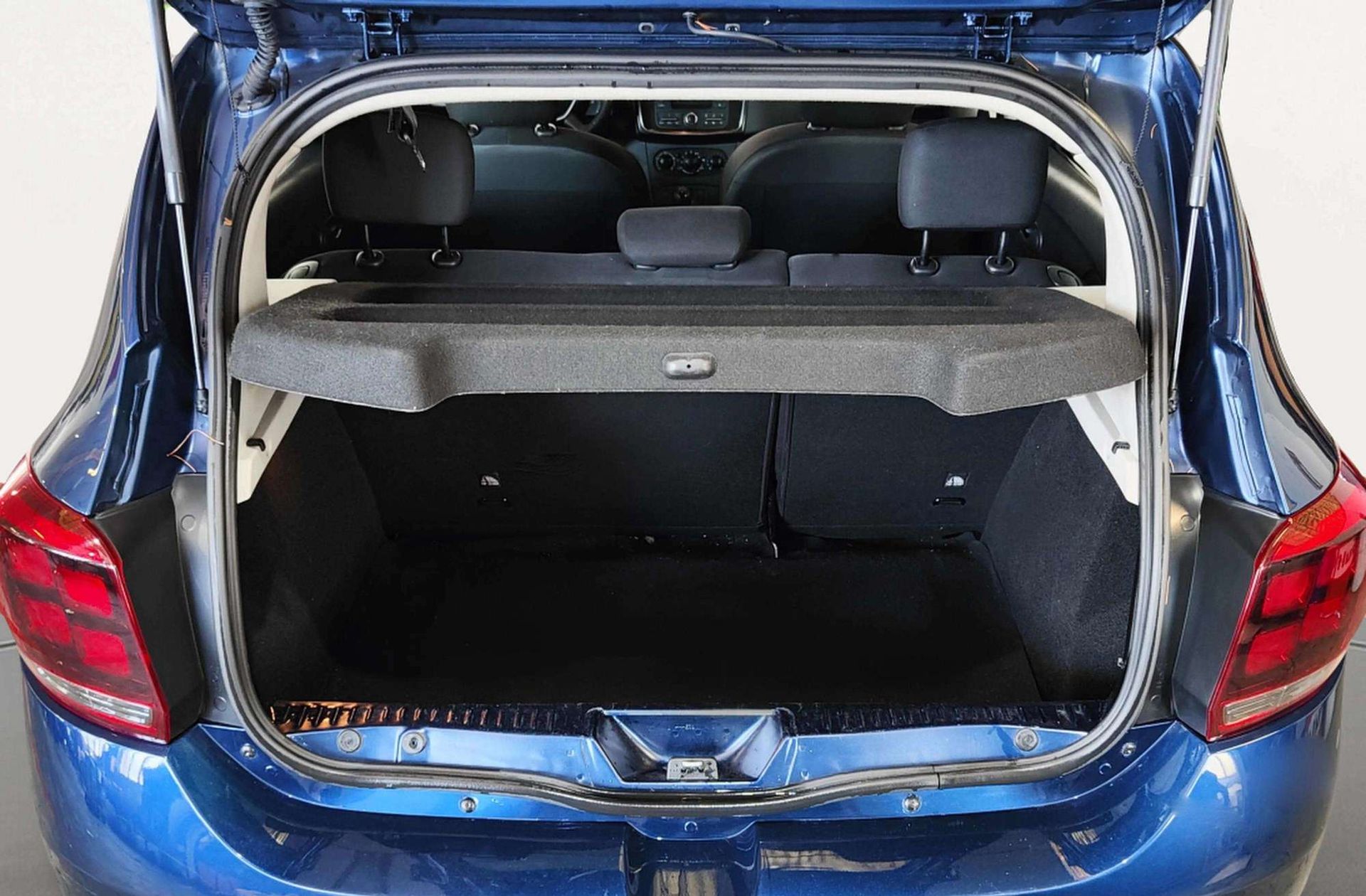 Dacia Sandero Ambiance 1.0 - foto 12