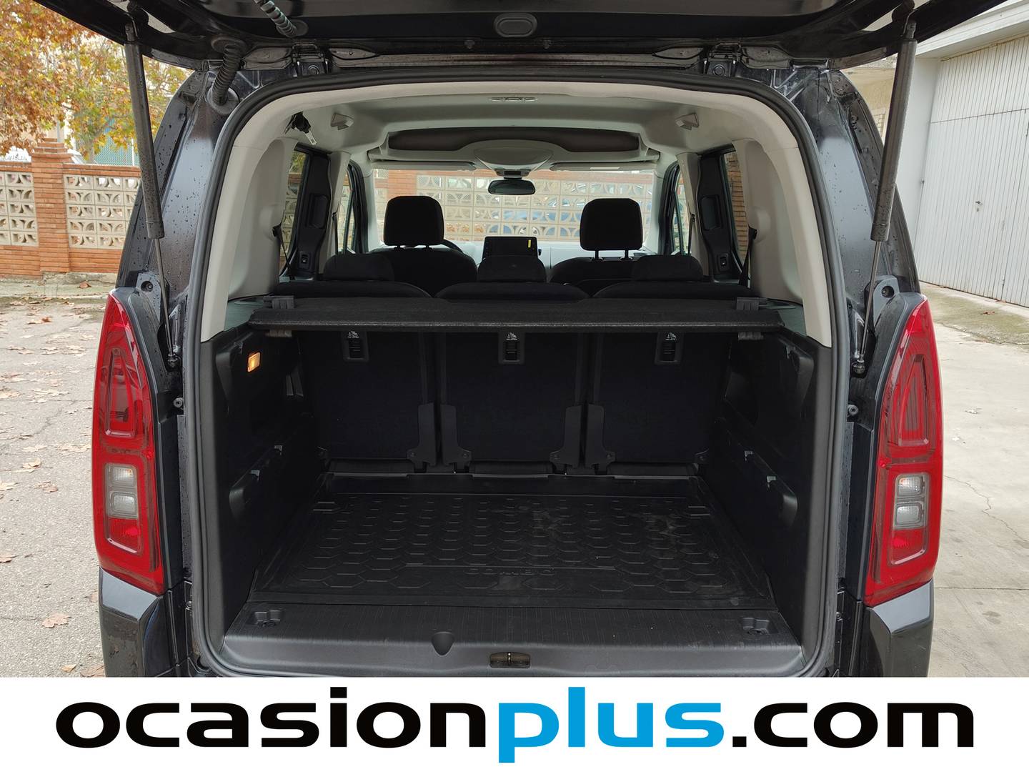 Foto Opel Combo Life Opel Combo Life 1.2 T S/S Elegance L Auto (130 CV)