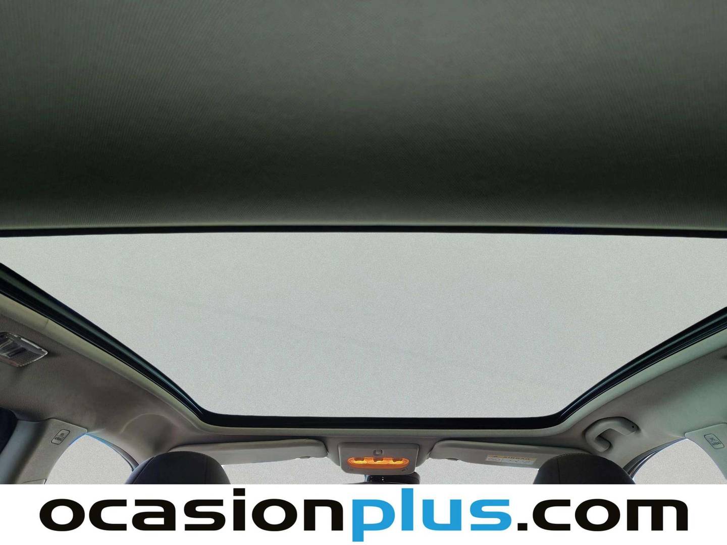 Extras y acabados del Nissan QASHQAI Nissan Qashqai DIG-T 115 N-Connecta Xtronic (115 CV)