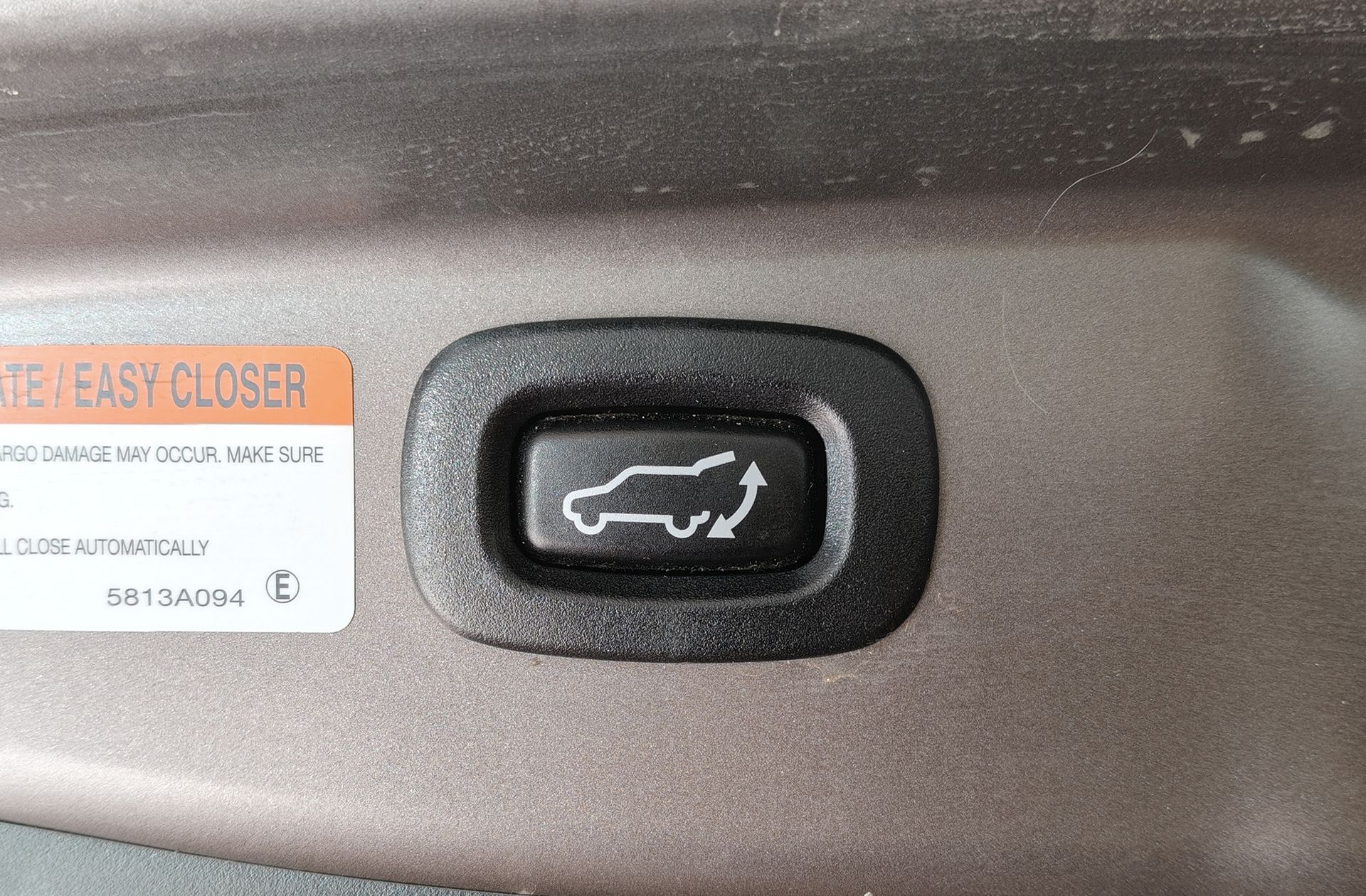 Mitsubishi Outlander 2.4 PHEV Kaiteki 4WD - foto 21