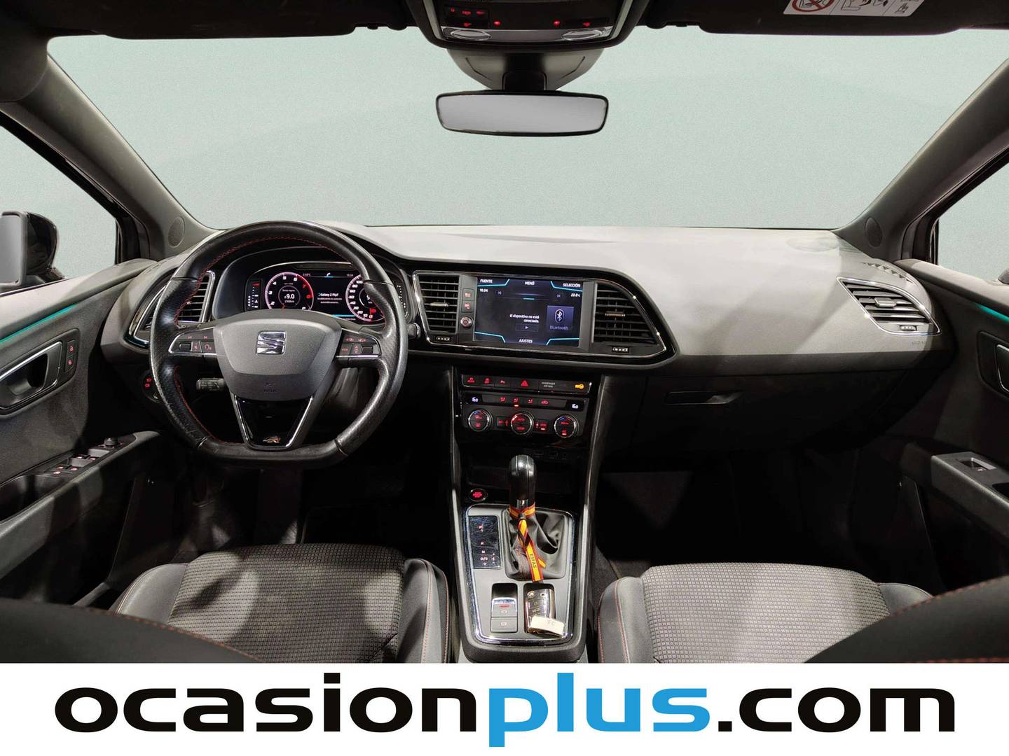 Foto asientos delanteros Seat León Seat León ST 1.5 EcoTSI S&S FR Fast Edition DSG (150 CV)