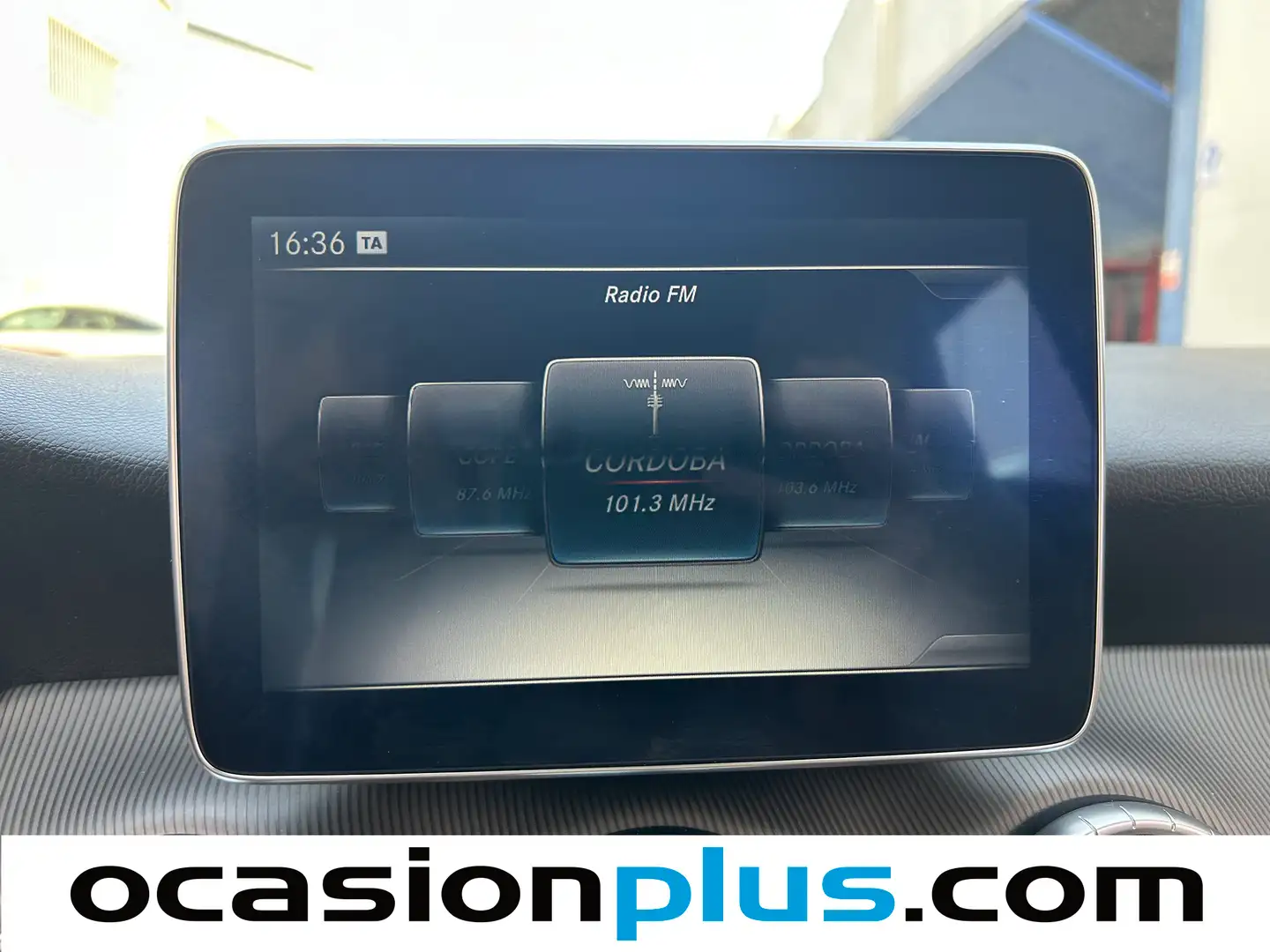 Foto Mercedes CLA Mercedes-Benz CLA Shooting Brake CLA 220 d Urban  (177 CV)