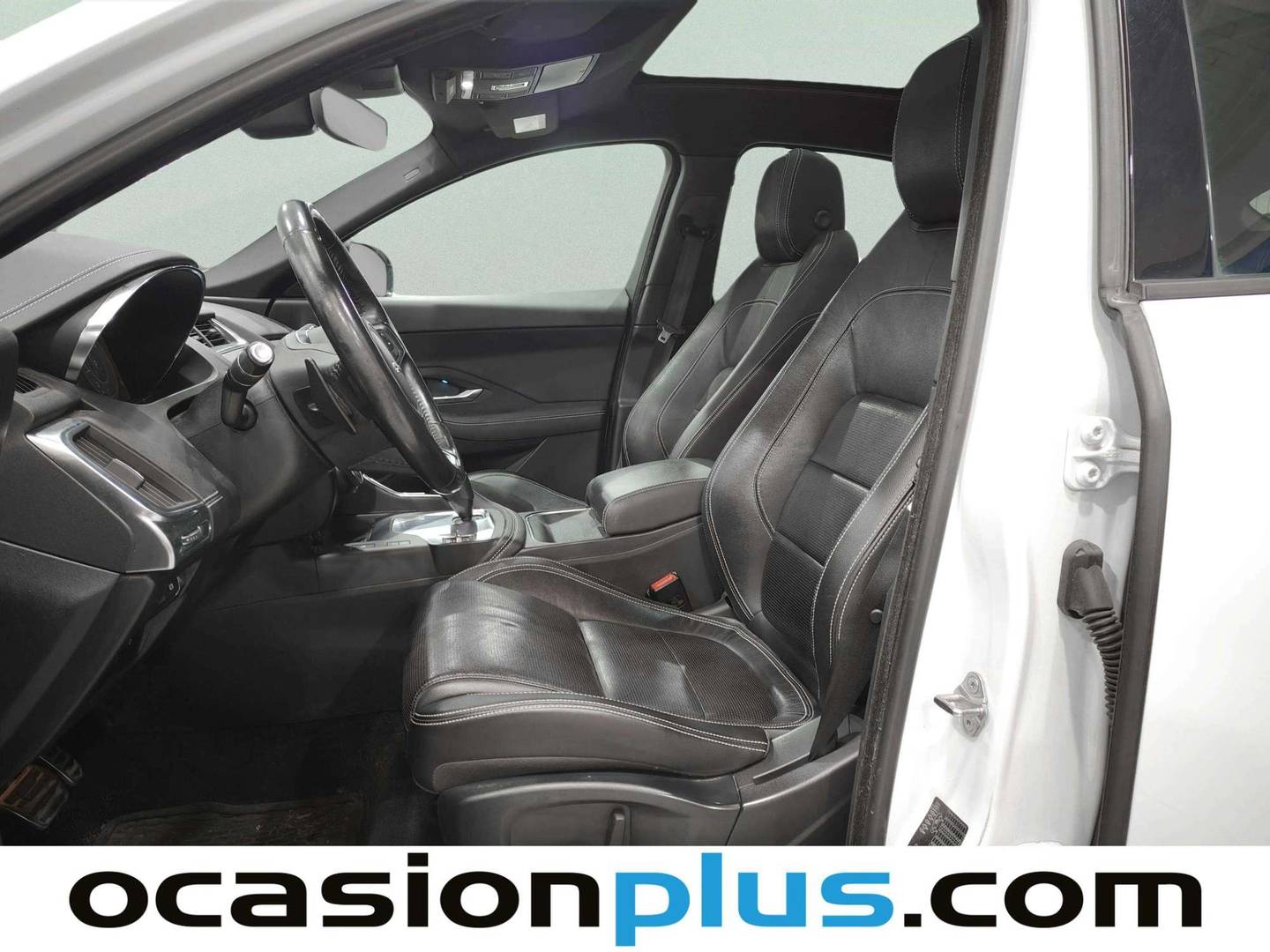 Foto asientos delanteros Jaguar E-Pace Jaguar E-PACE 2.0D R-Dynamic S 4WD Auto (180 CV)