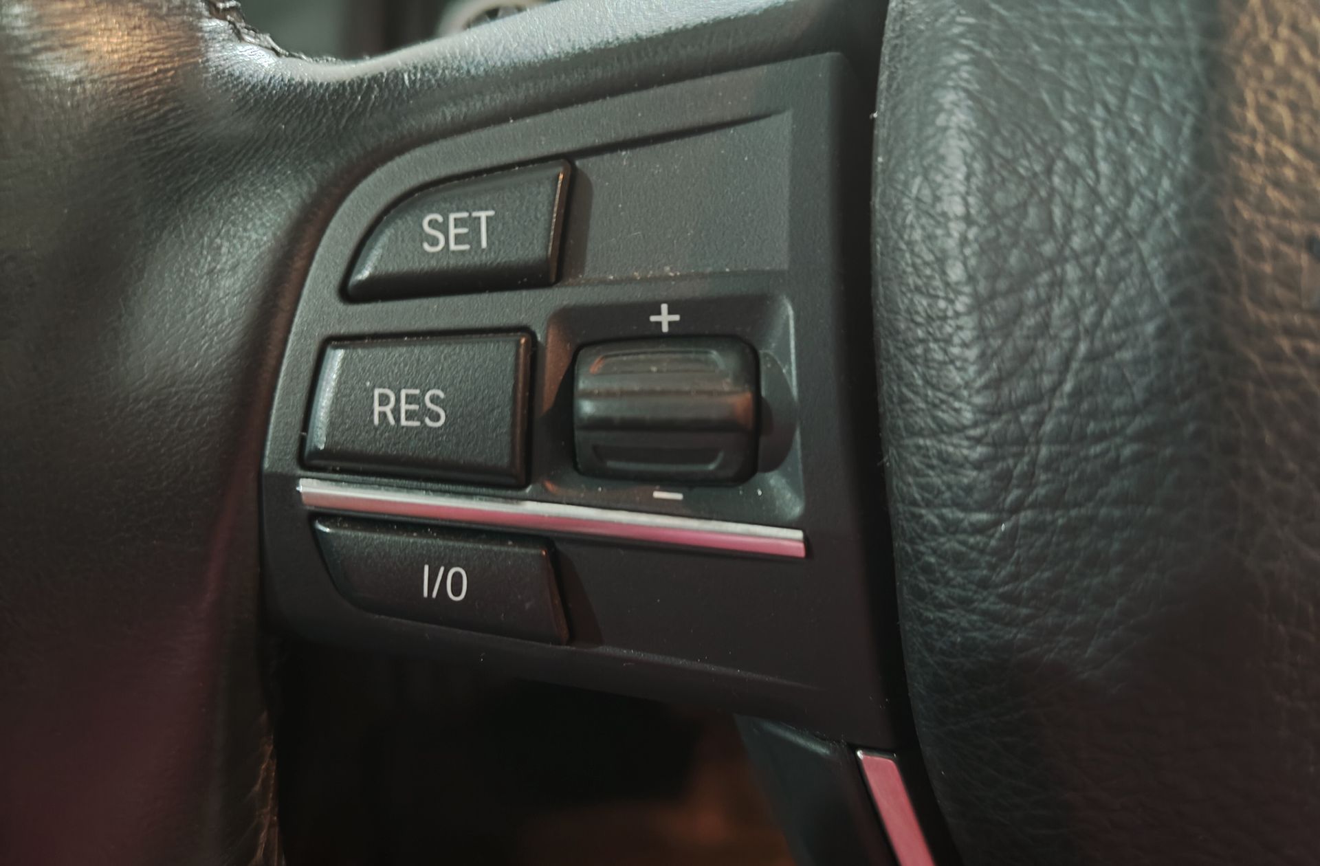 BMW Serie 7 750Li - foto 28