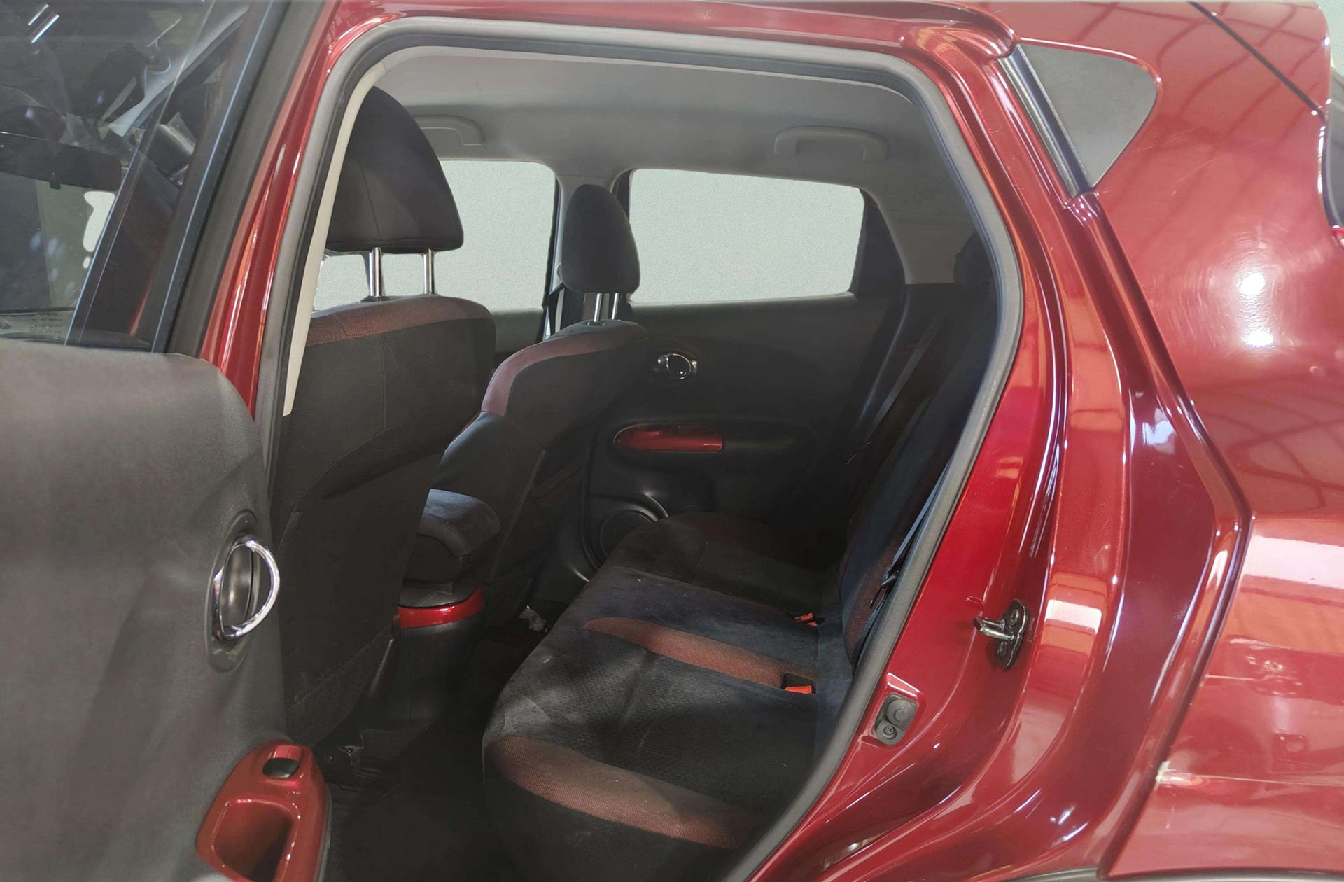 Nissan Juke 1.6 Tekna Premium CVT 4x2 - foto 9