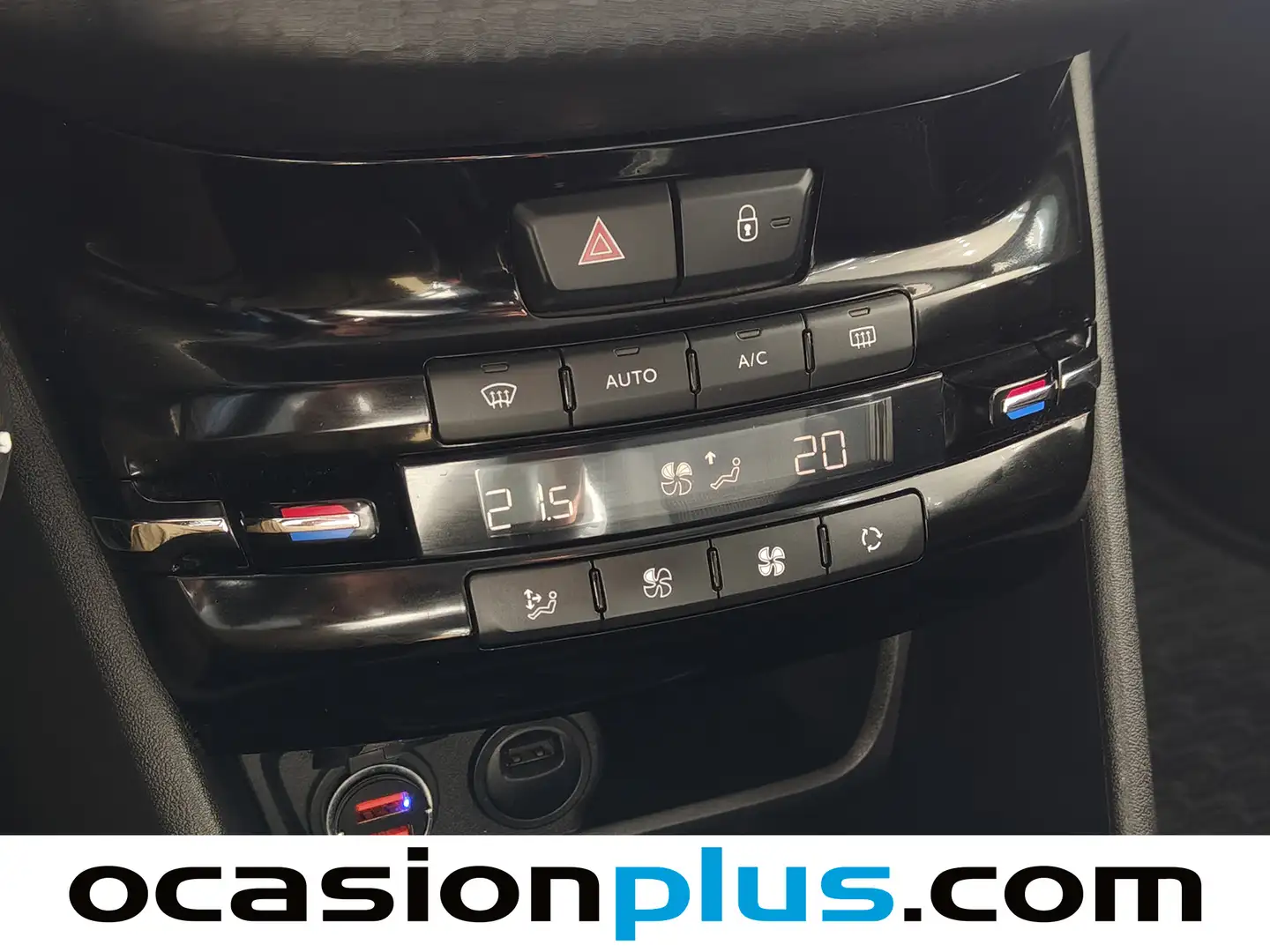 Foto Peugeot 208 Peugeot 208 BlueHDi 100 Tech Edition 99 CV)