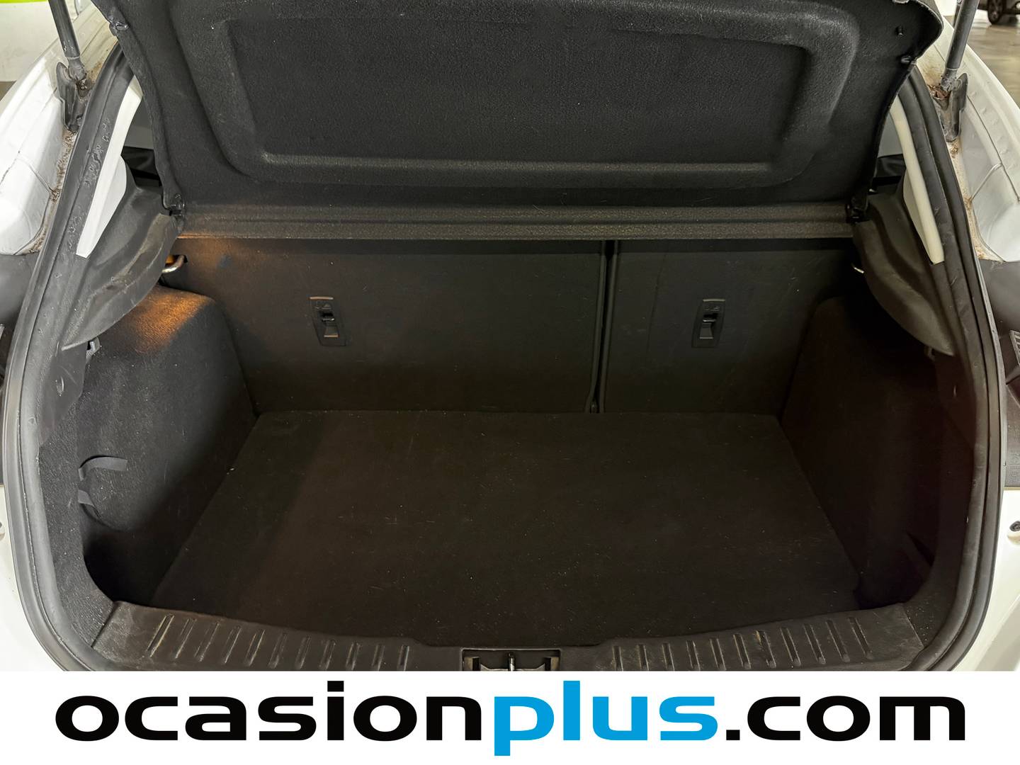 Fotos maletero Ford Focus Ford Focus 1.0 Ecoboost S&S Business (125 CV)