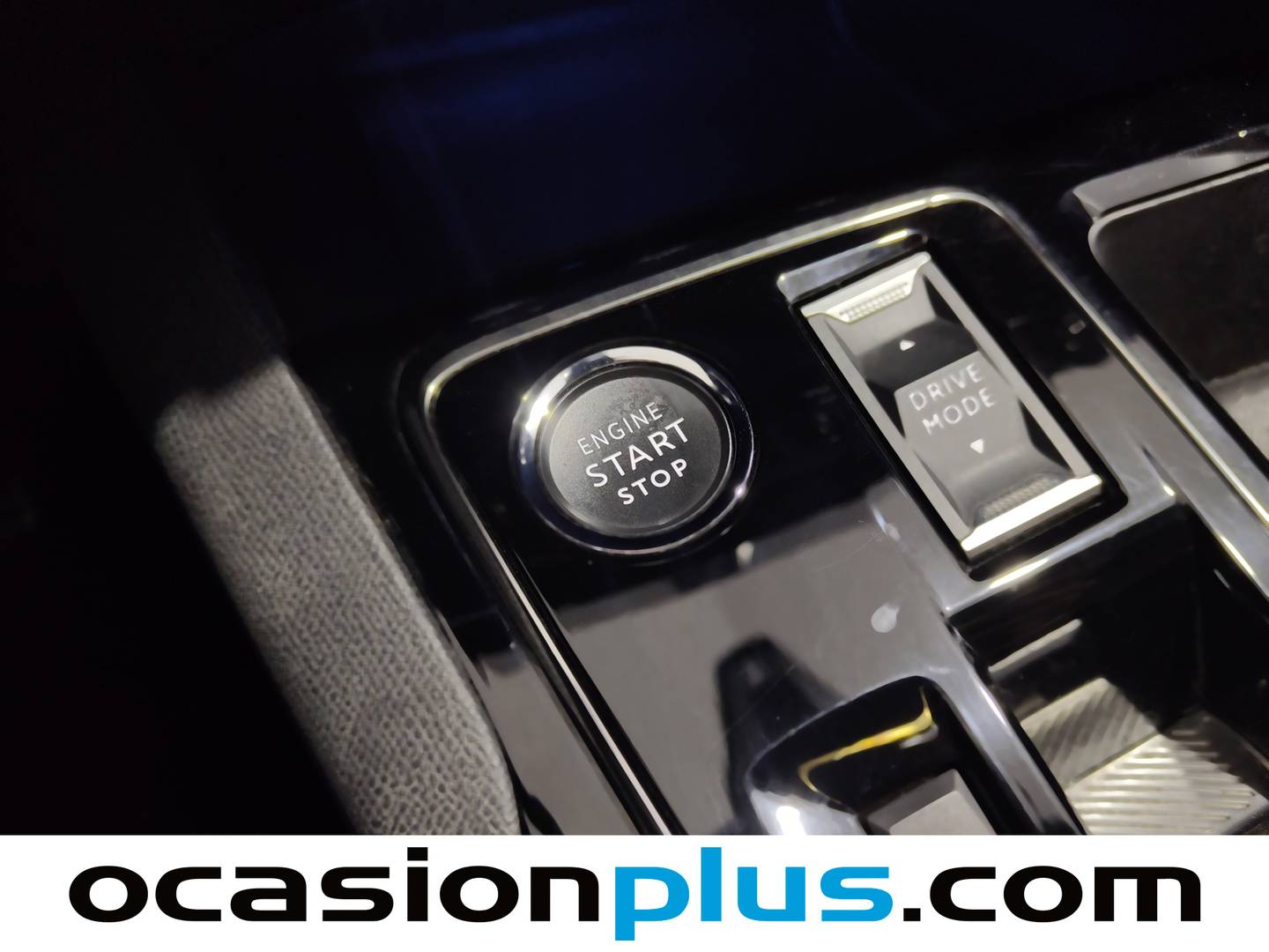 Foto Peugeot 3008 Peugeot 3008 PureTech 130 S&S GT EAT8 (130 CV)