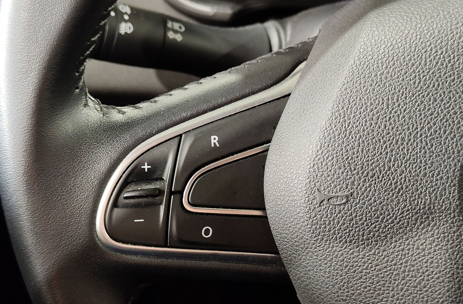 Renault Mégane Limited TCe - foto 26