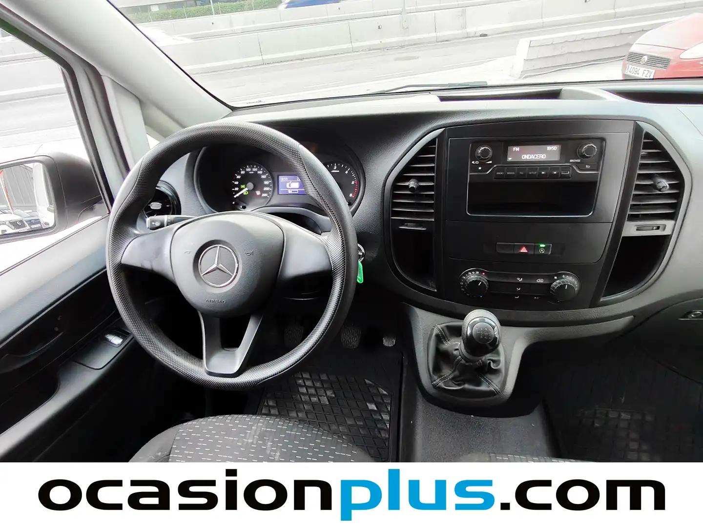 Foto Mercedes Vito Mercedes-Benz Vito Furgon 110 CDI Pro larga (102 CV)