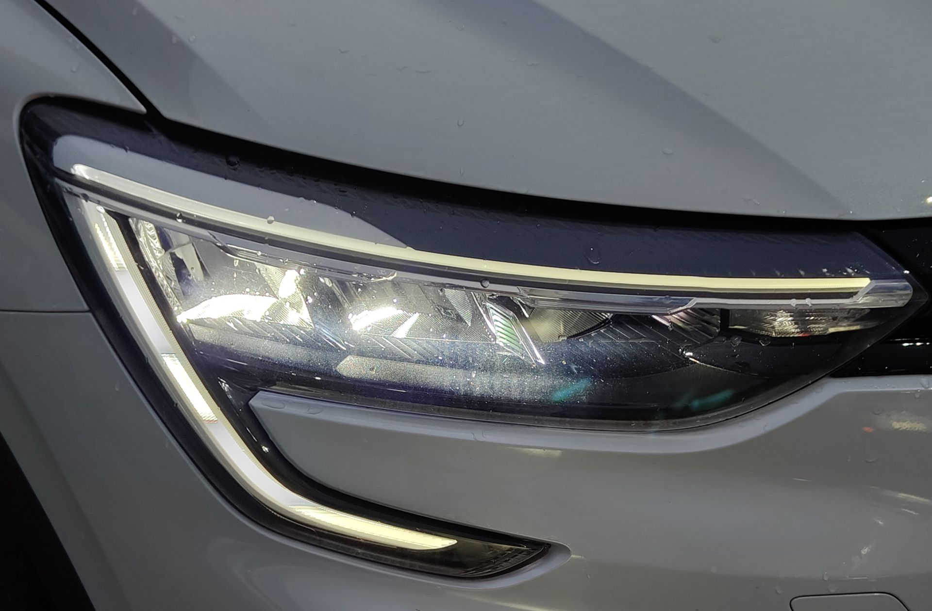 Renault Arkana Esprit Alpine E-Tech Híbrido - foto 18