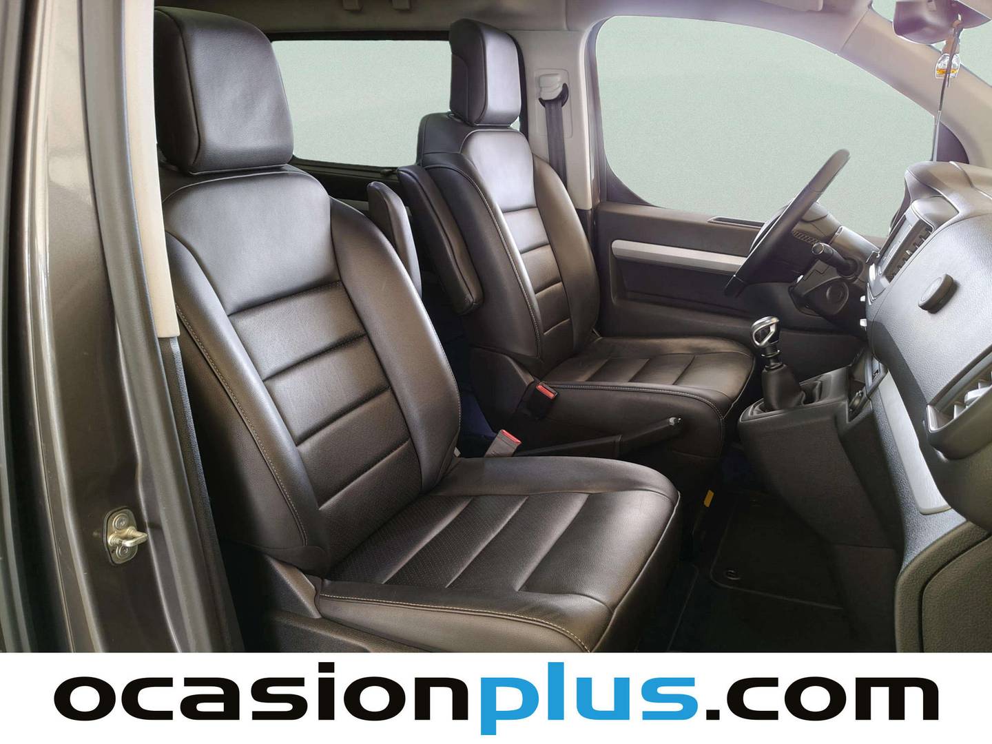 Foto Peugeot Traveller Peugeot Traveller 2.0 BlueHDi Allure Standard (150 CV) 7 Plazas