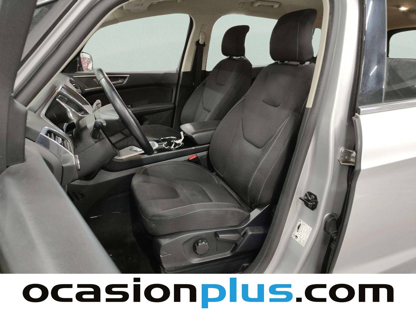 Foto asientos delanteros Ford S-MAX Ford S-Max 2.5 Duratec Atkinson PHEV Titanium Auto (190 CV) 7 Plazas