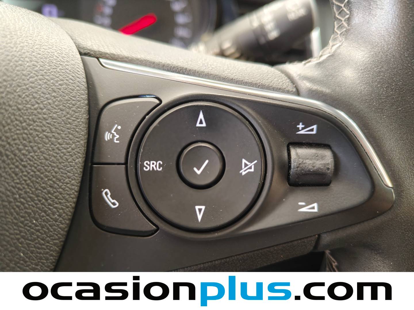 Equipamiento del Opel Crossland X Opel Crossland X 1.2 S&S Design Line 120 Aniversario (110 CV)
