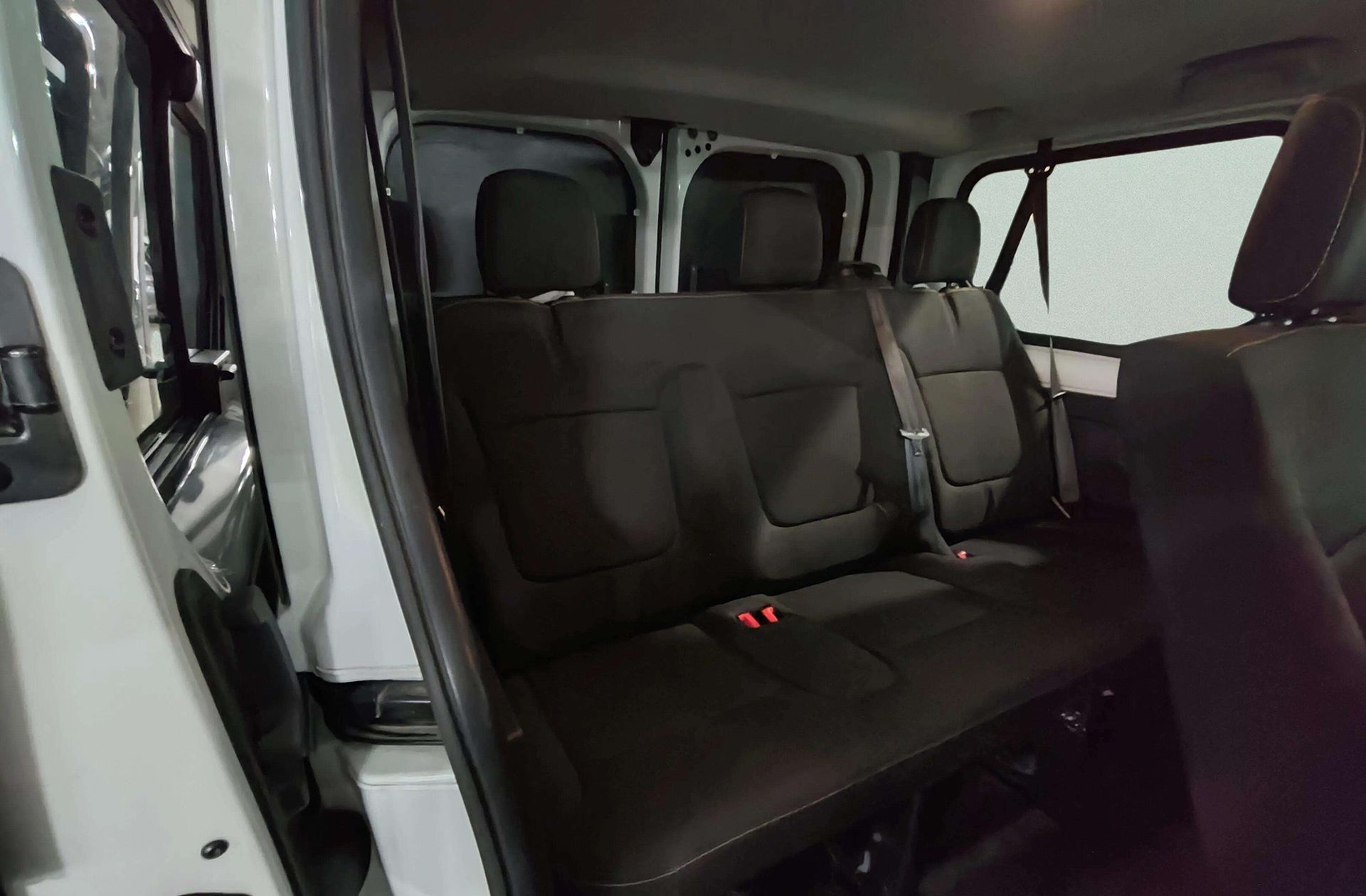 Renault Trafic dCi 125 Combi Energy 9 plazas - foto 6