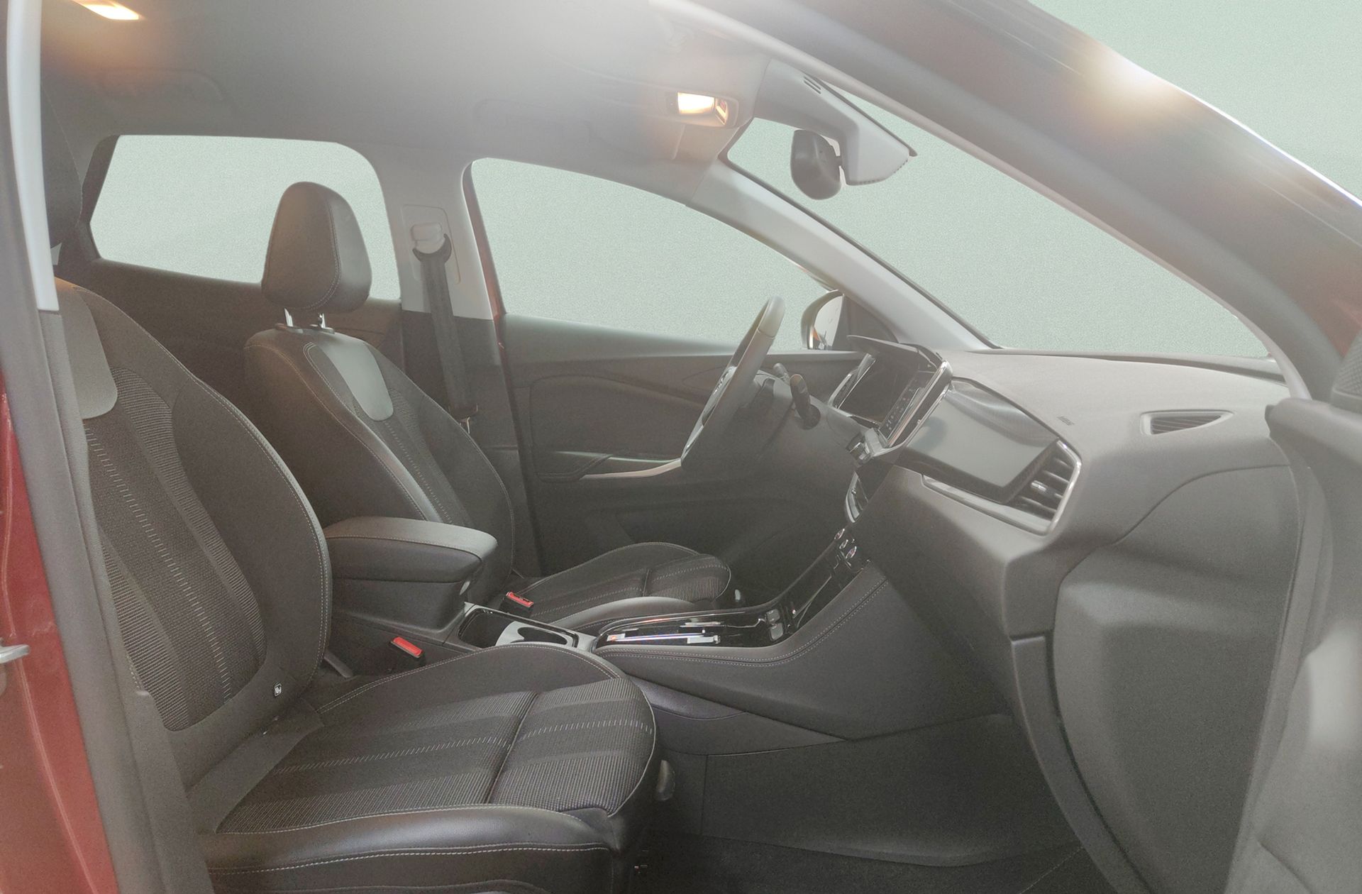 Opel Grandland 1.2T XHT Hybrid GS eDCT6 - foto 13