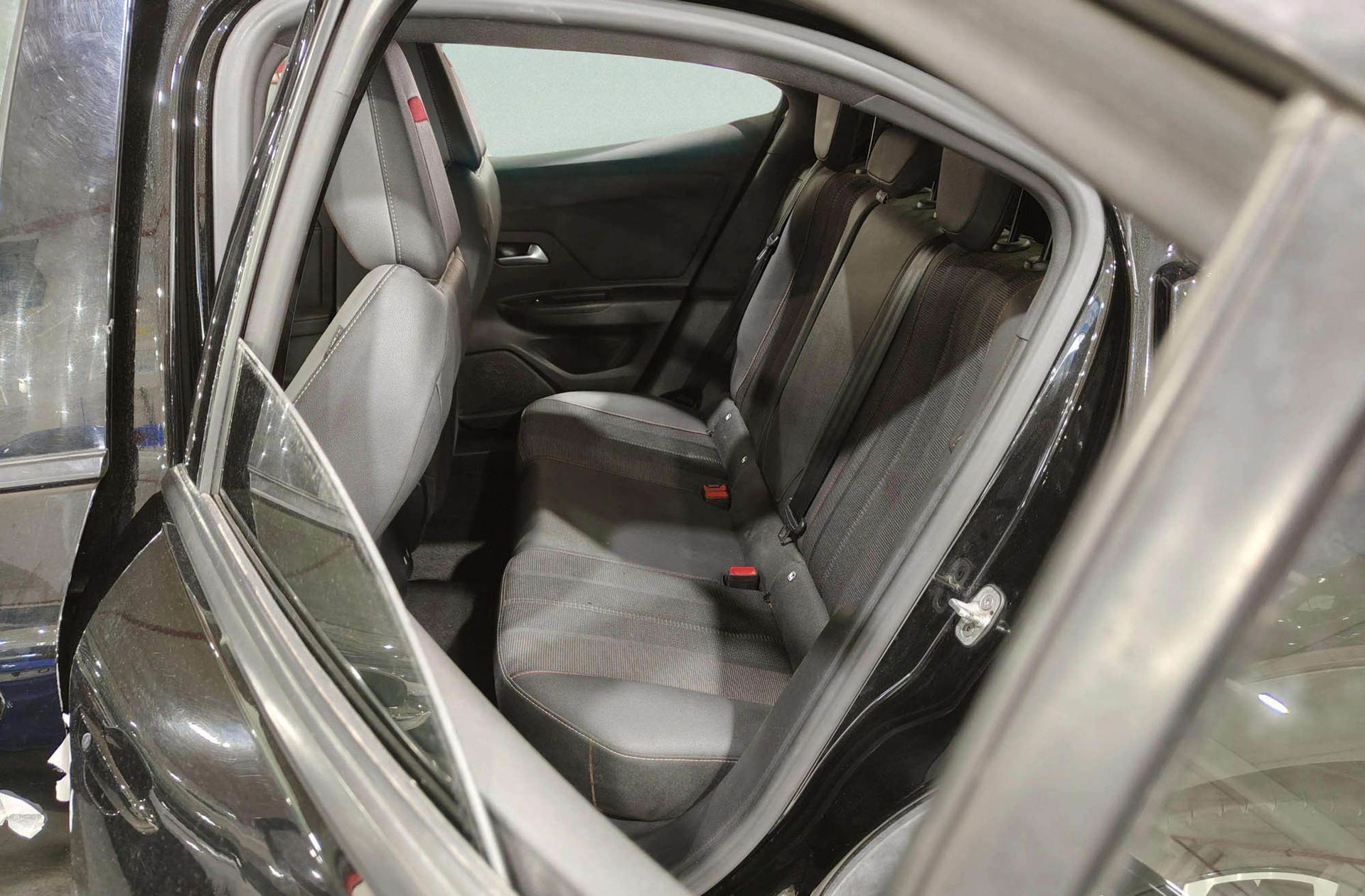 Opel Mokka 1.2 T GS - foto 11