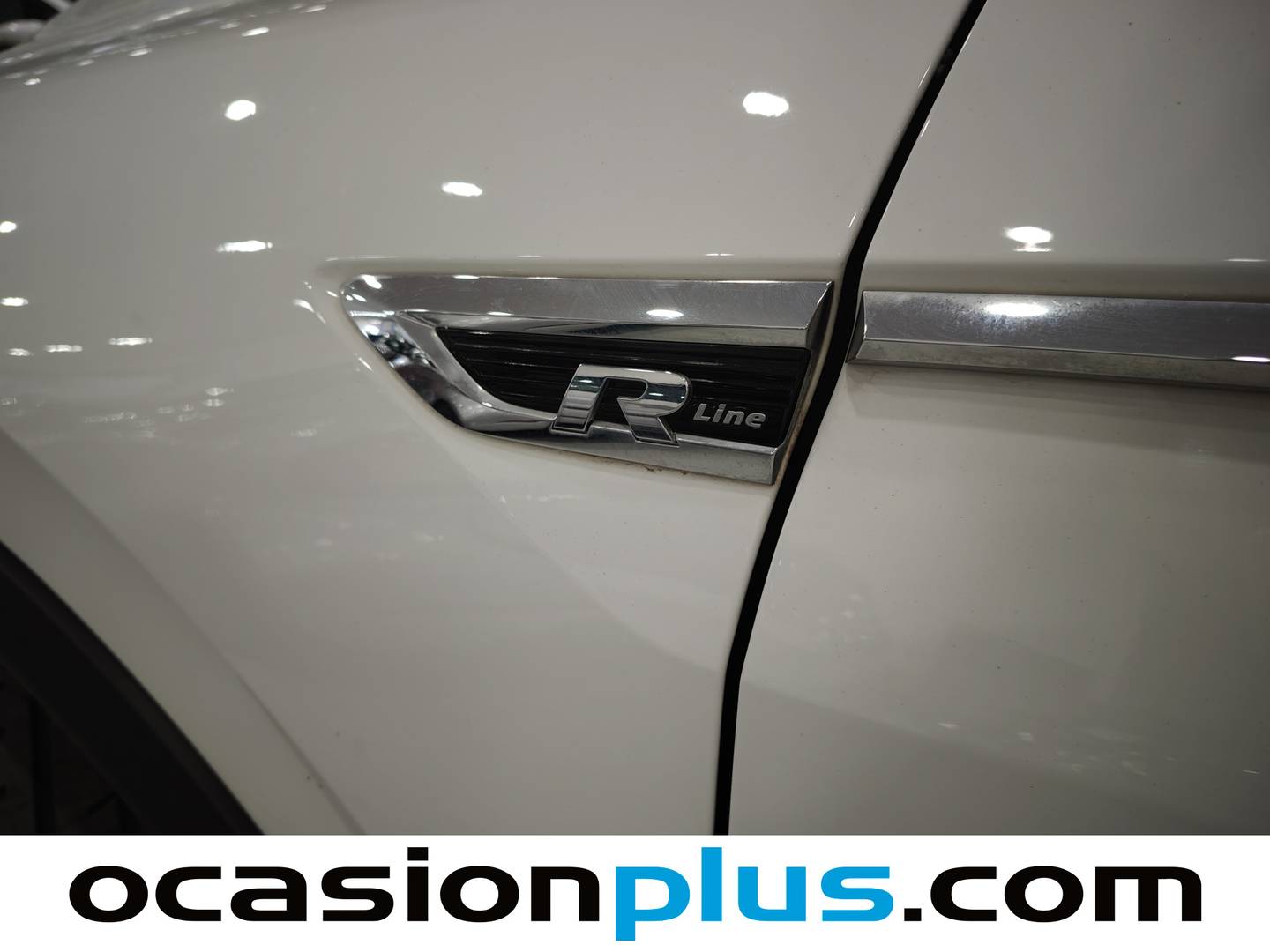 Extras y acabados del Volkswagen Tiguan Volkswagen Tiguan 1.4 ACT TSI BlueMotionTech Pack R Line (150 CV) DSG