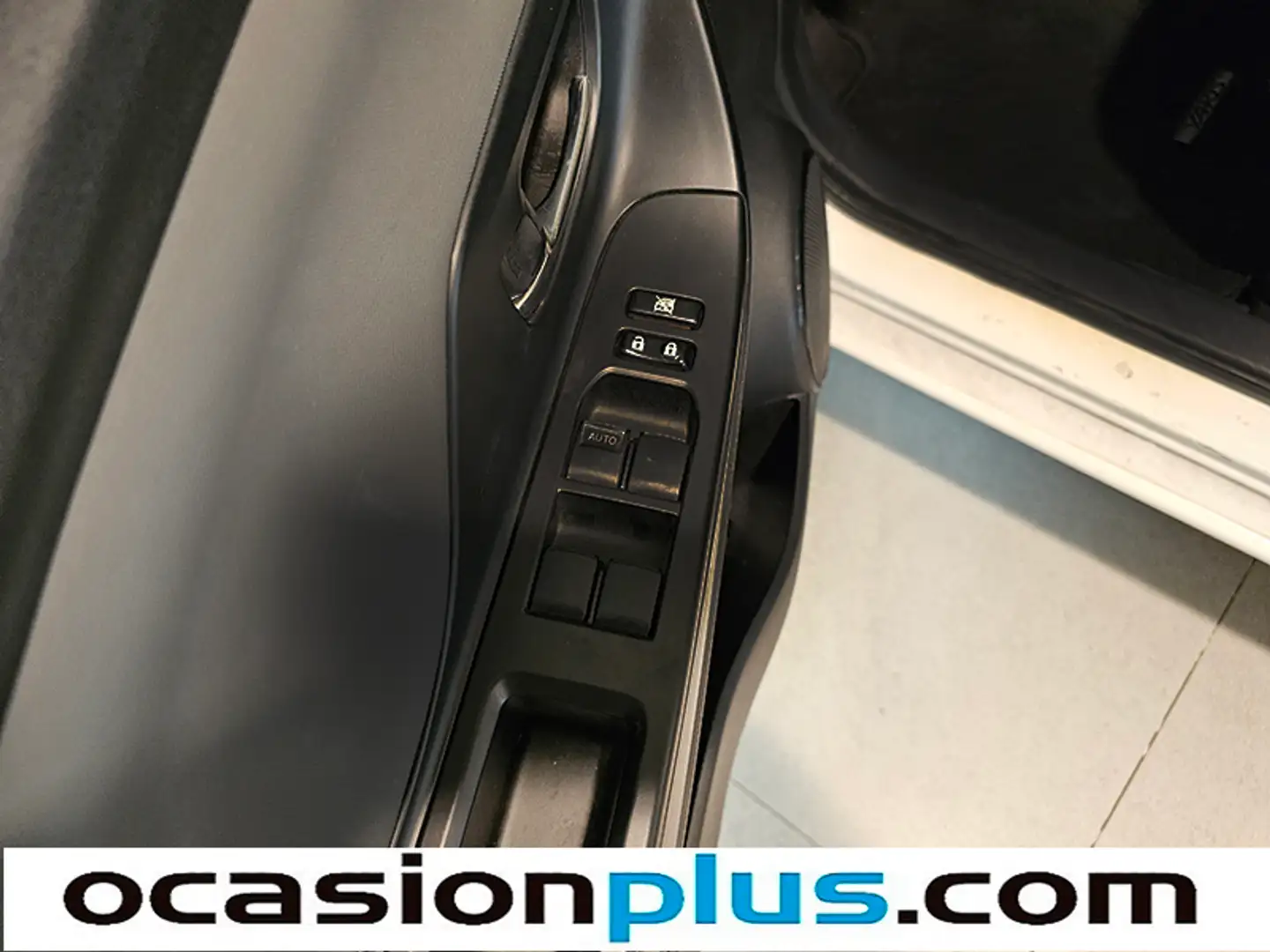 Foto Toyota Yaris Toyota Yaris 1.3 100 Feel (99 CV)