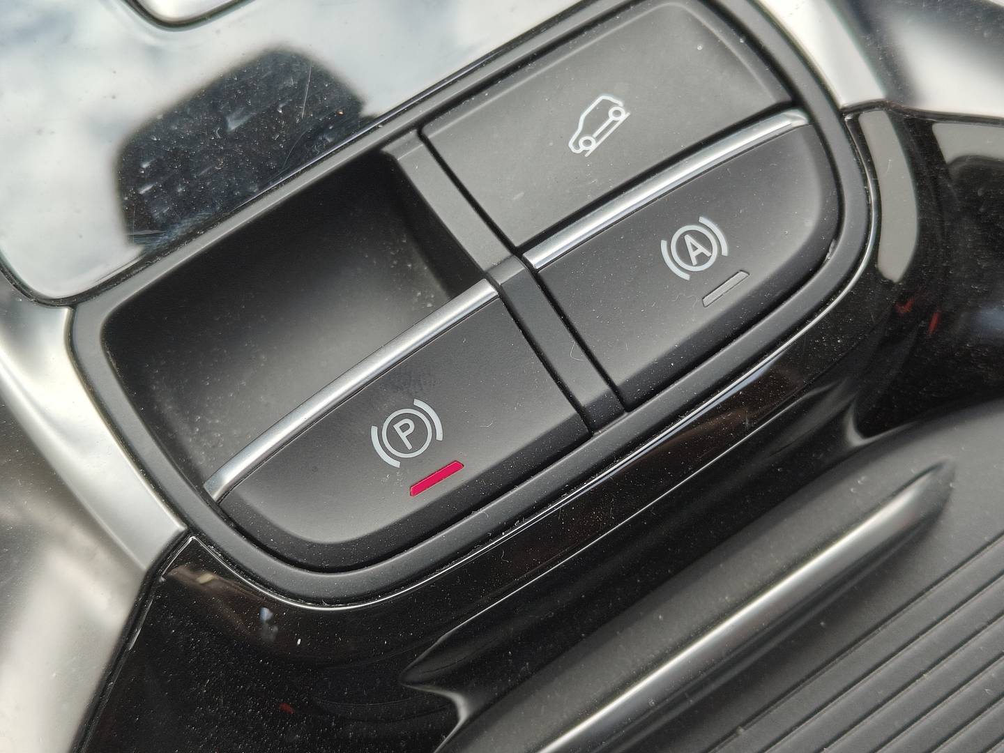 Foto MG HS MG eHS 1.5 T-GDI PHEV Luxury (258 CV)