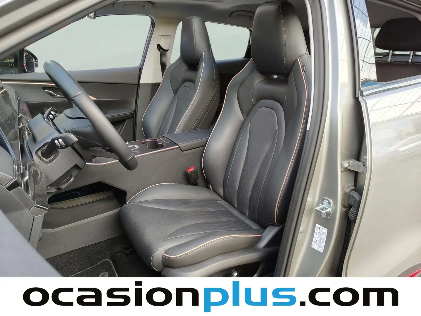 Foto OMODA 5 Omoda 5 1.6 T-GDI Premium DCT  (185 CV)