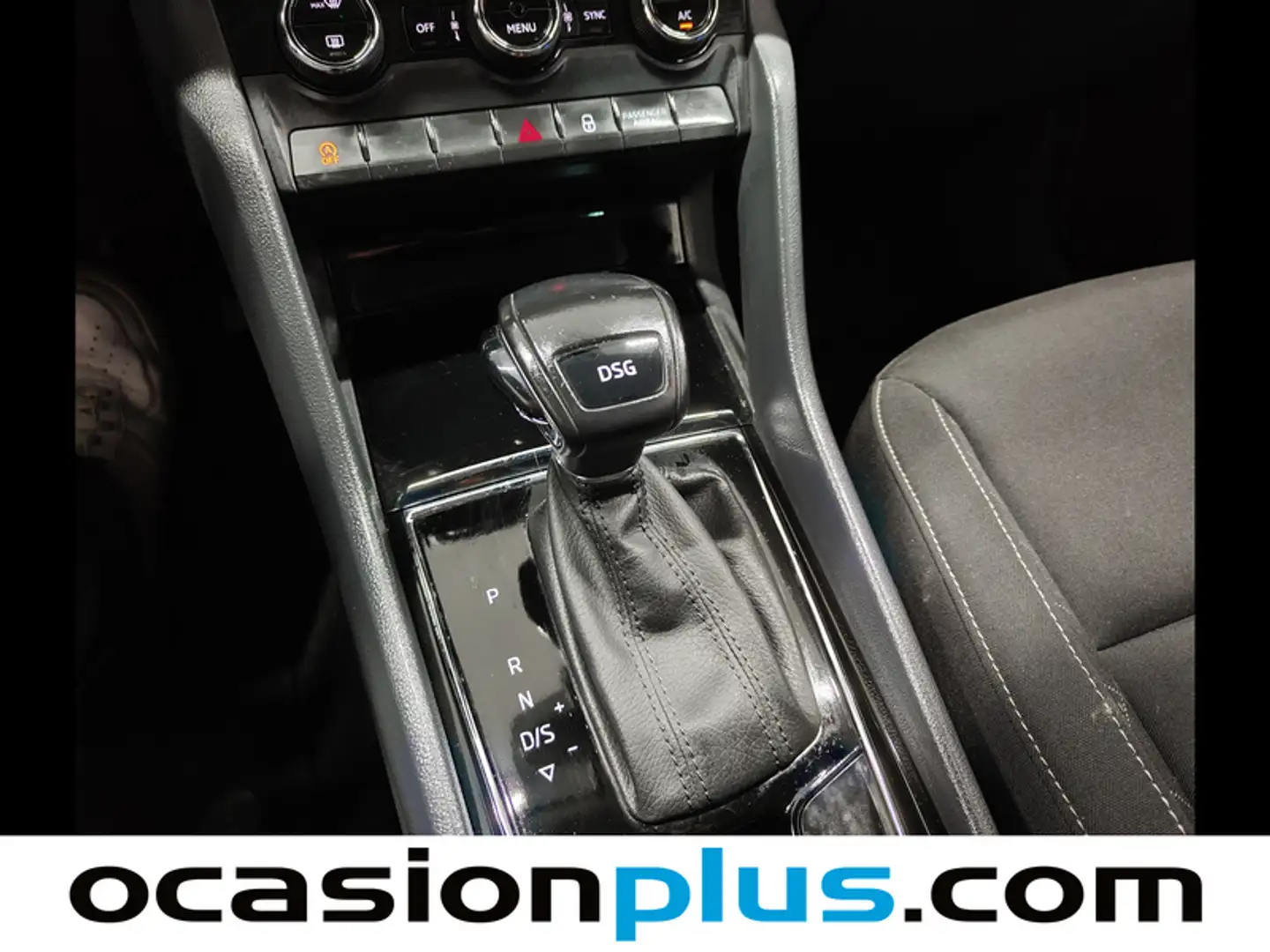 Foto Skoda Karoq Skoda Karoq 1.5 TSI ACT Ambition DSG (150 CV)