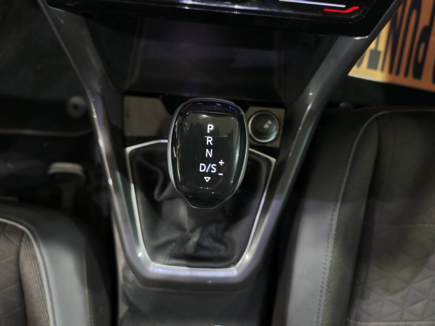 Foto Volkswagen T-Cross Volkswagen T-Cross Sport 1.5 TSI (150 CV) DSG