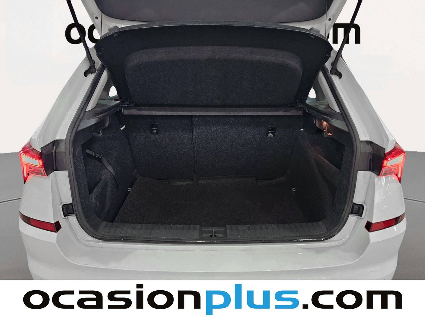 Fotos maletero Skoda Kamiq Skoda Kamiq 1.0 TSI Ambition (95 CV)