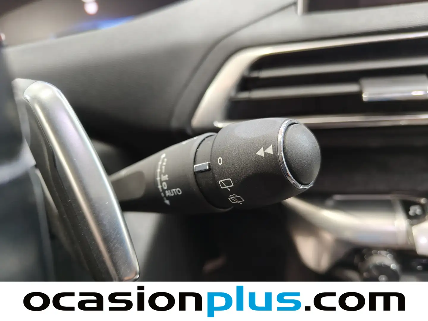 Foto Peugeot 3008 Peugeot 3008 PureTech 130 Allure EAT8 (130 CV)