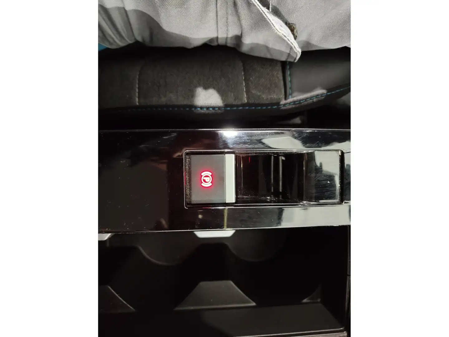 Foto Citroën C4 Citroen C4 PureTech 130 S&S 6v Feel Pack (130 CV)