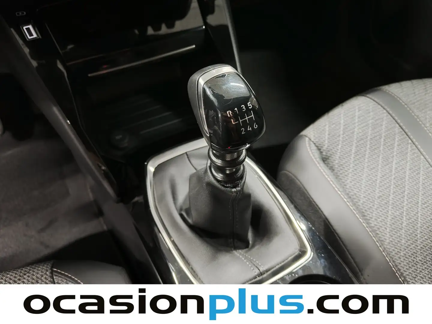 Foto Peugeot 2008 Peugeot 2008 PureTech 100 S&S Allure (100 CV)