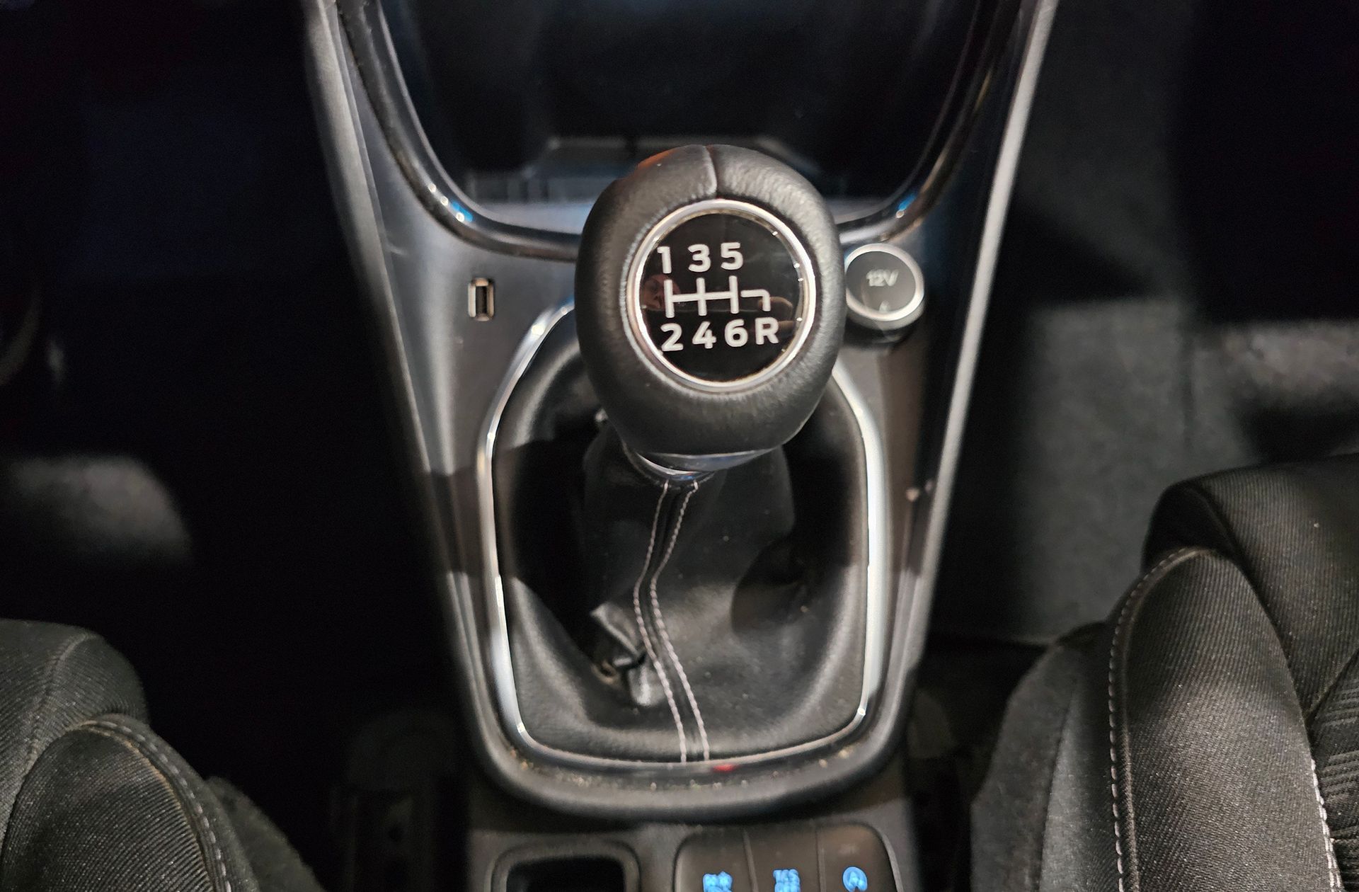 Ford Puma 1.0 EcoBoost MHEV Titanium Design - foto 5